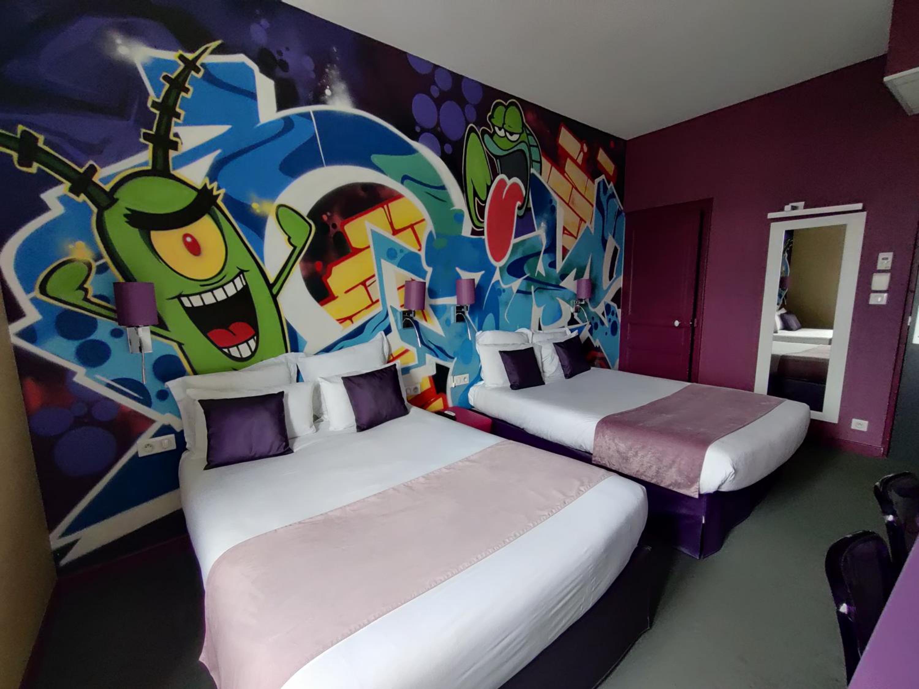Quadruple Room - Photo 8