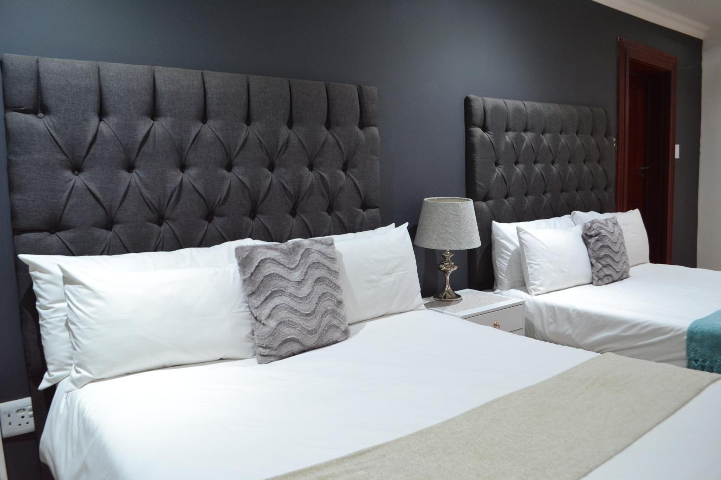 Deluxe Double or Twin Room photo 1