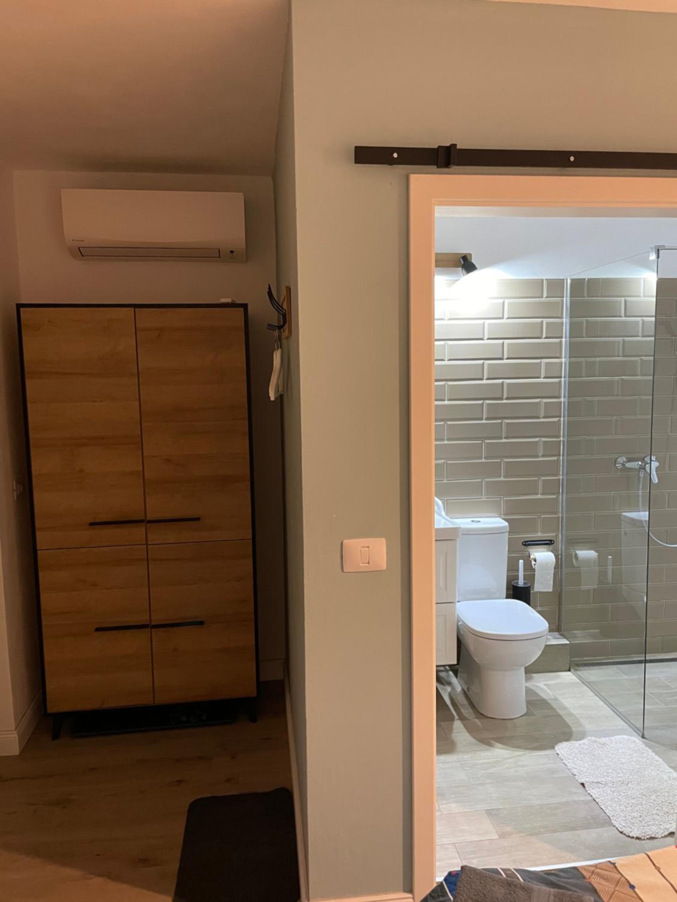 Double or Twin Room - Photo 2