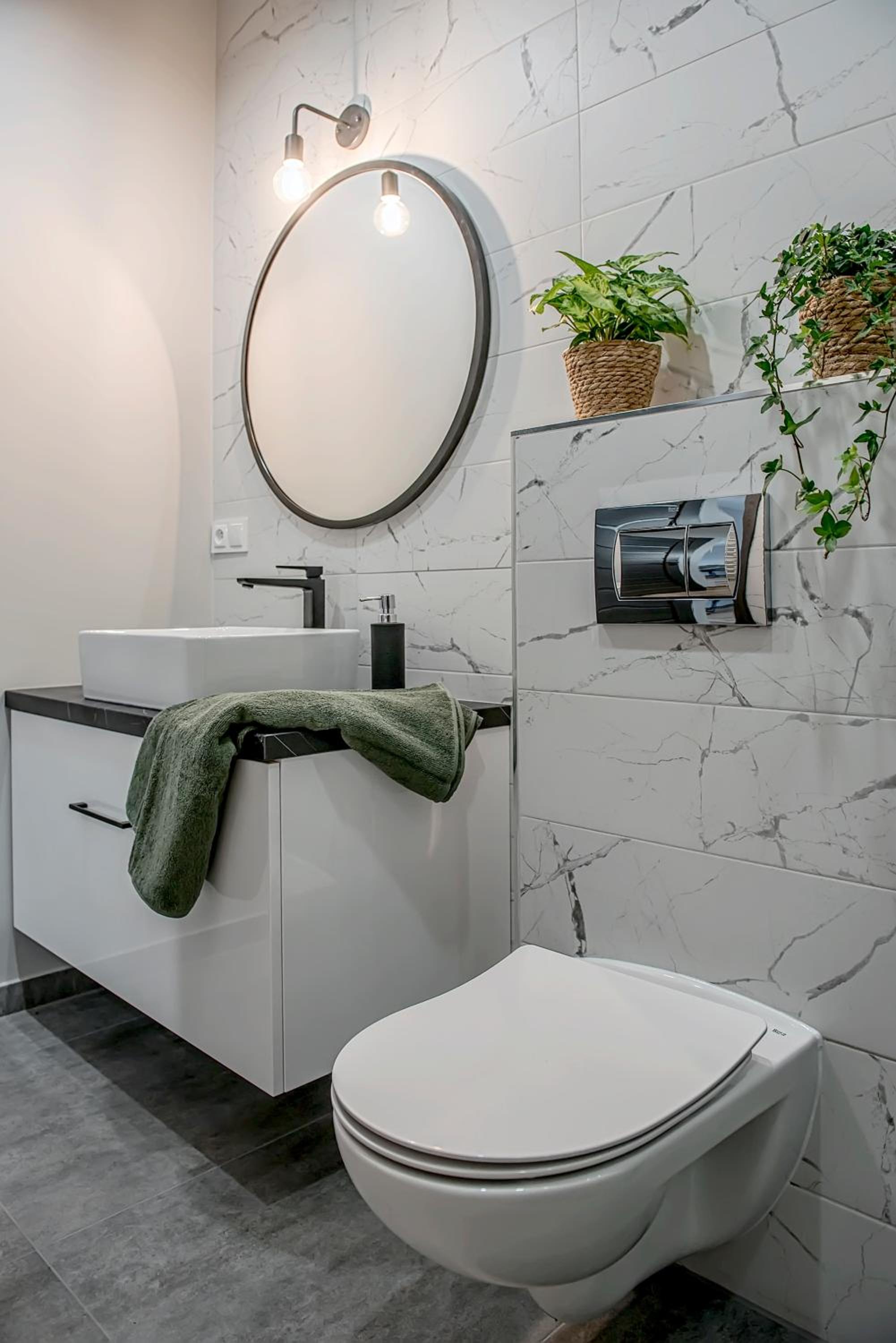 One-Bedroom Apartment - Photo 3