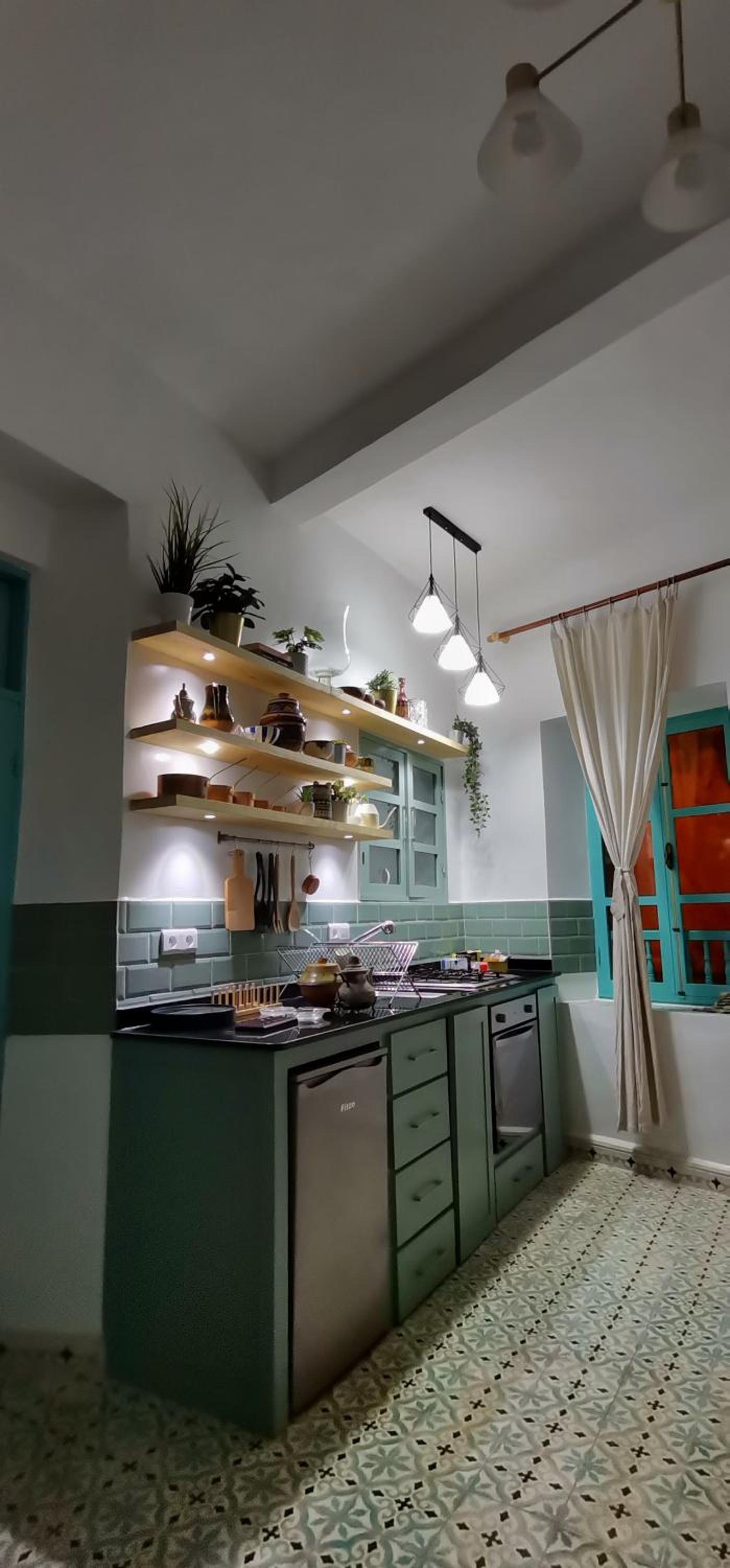 Two-Bedroom Apartment - Photo 19