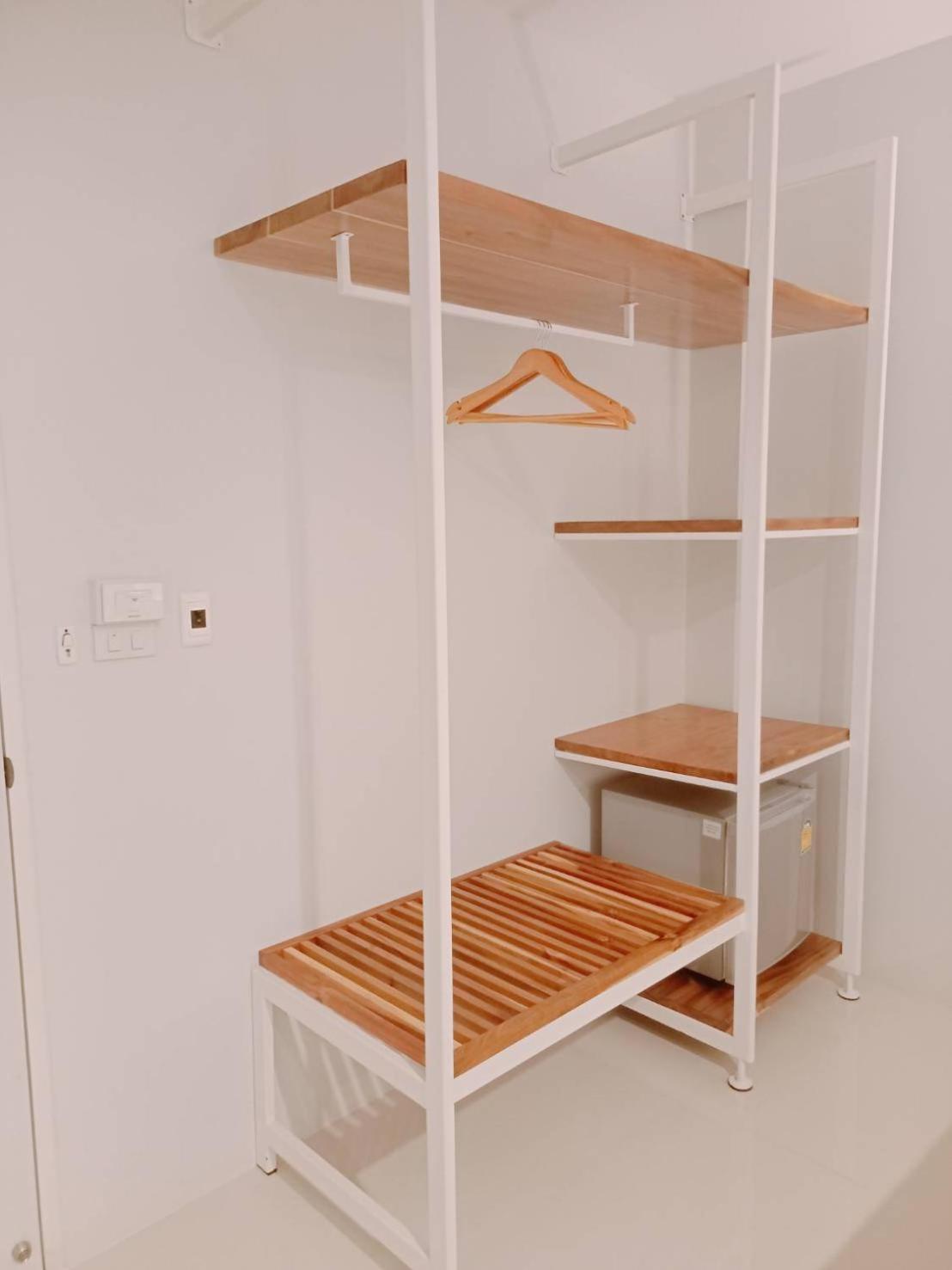 Standard Single Room - Photo 9