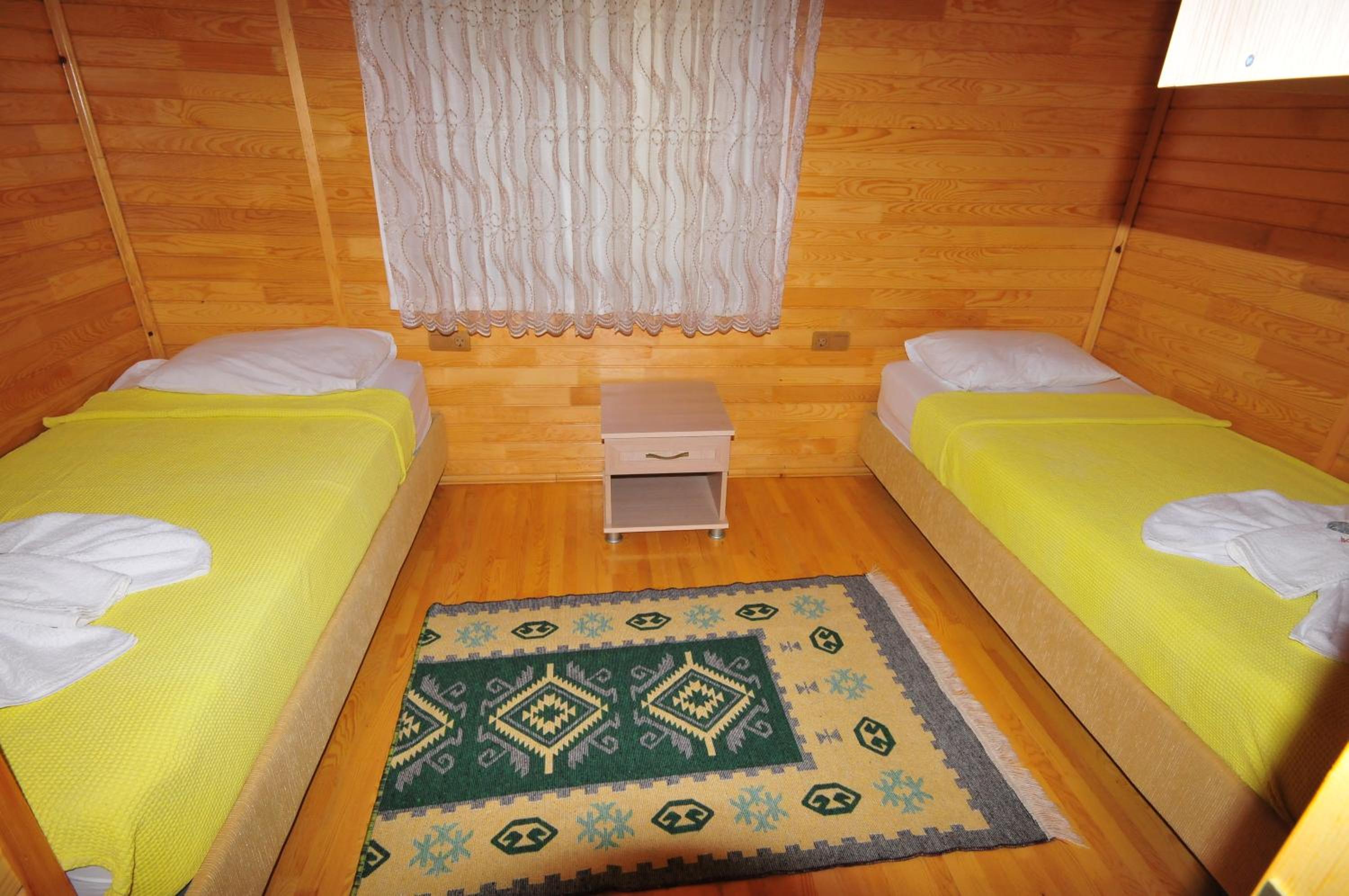 Family Bungalow - Photo 2