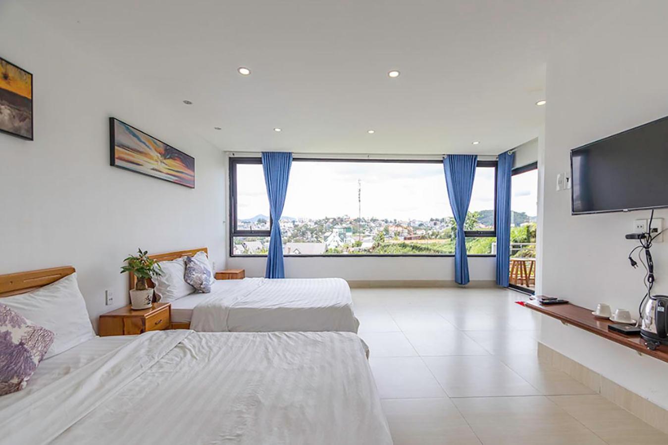Quadruple Room with Mountain View photo 1