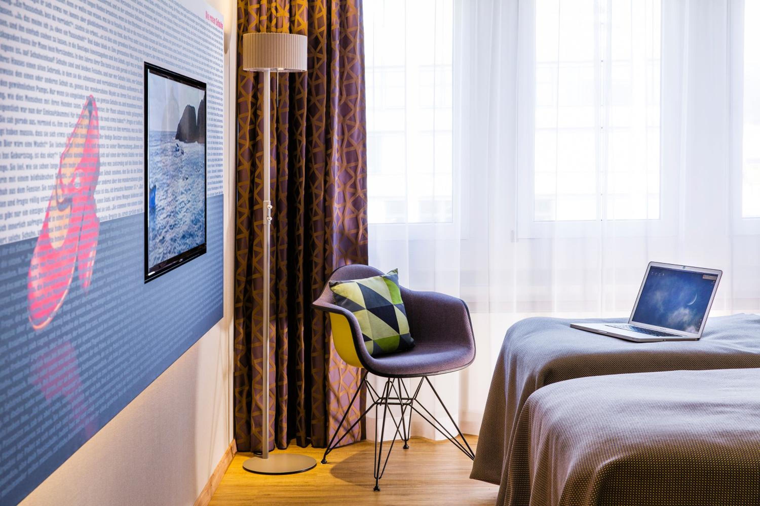 Room Style - Photo 14