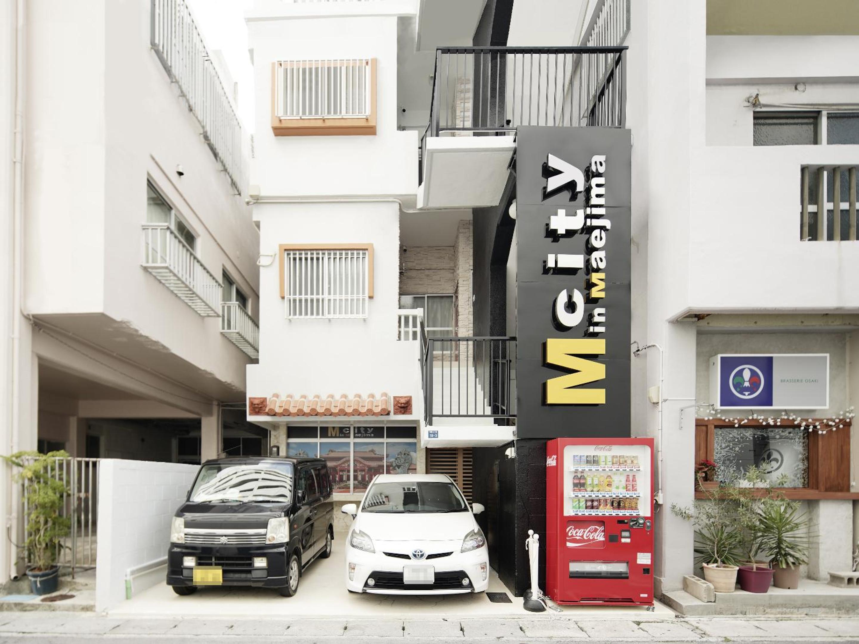 Three-Bedroom Apartment - Photo 16