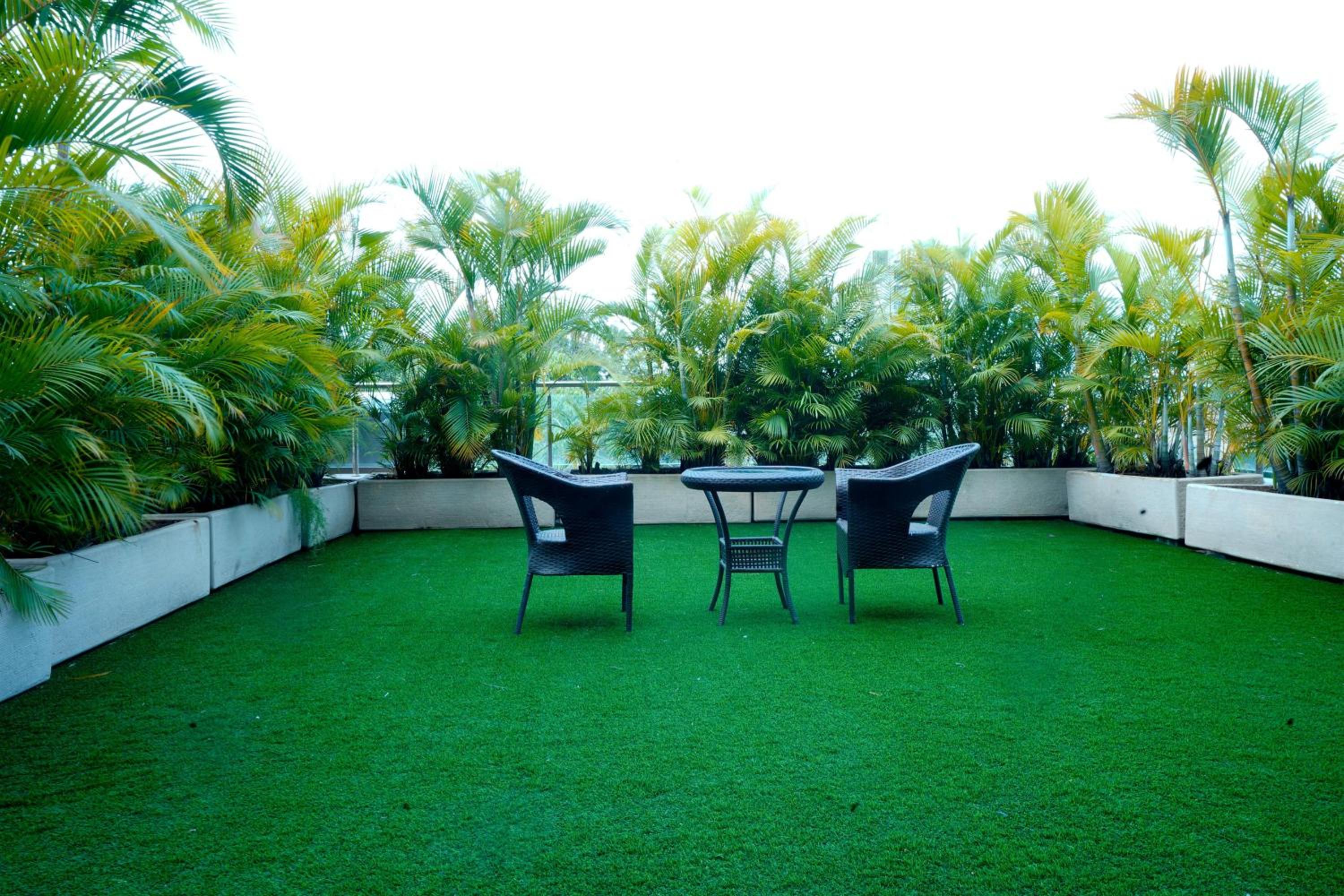 Retreat Room with 10% Discount on Food and Soft Beverages , SPA , Saloon and Laundry(only washing and Ironing) - Photo 4