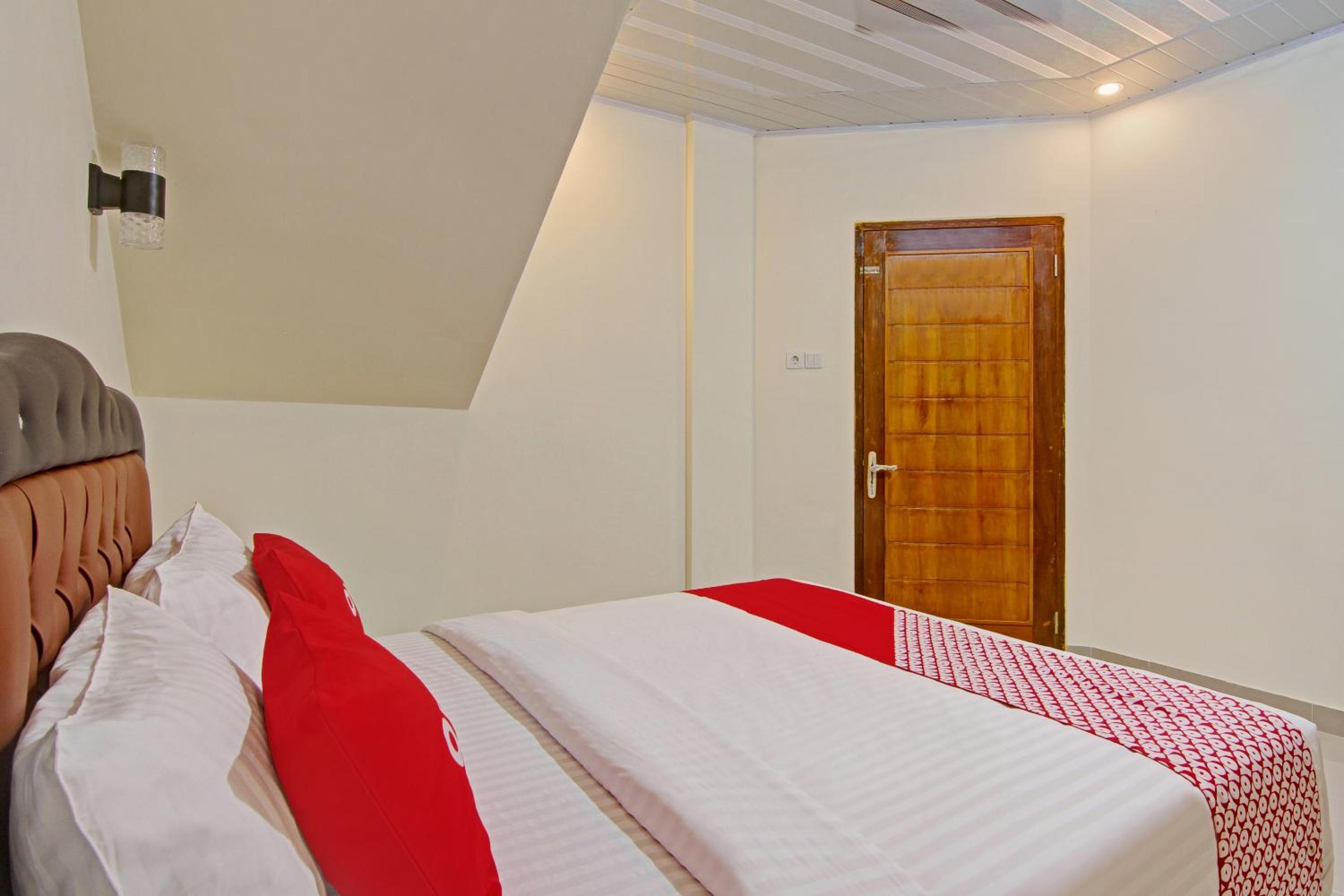 Deluxe Double Room photo 3