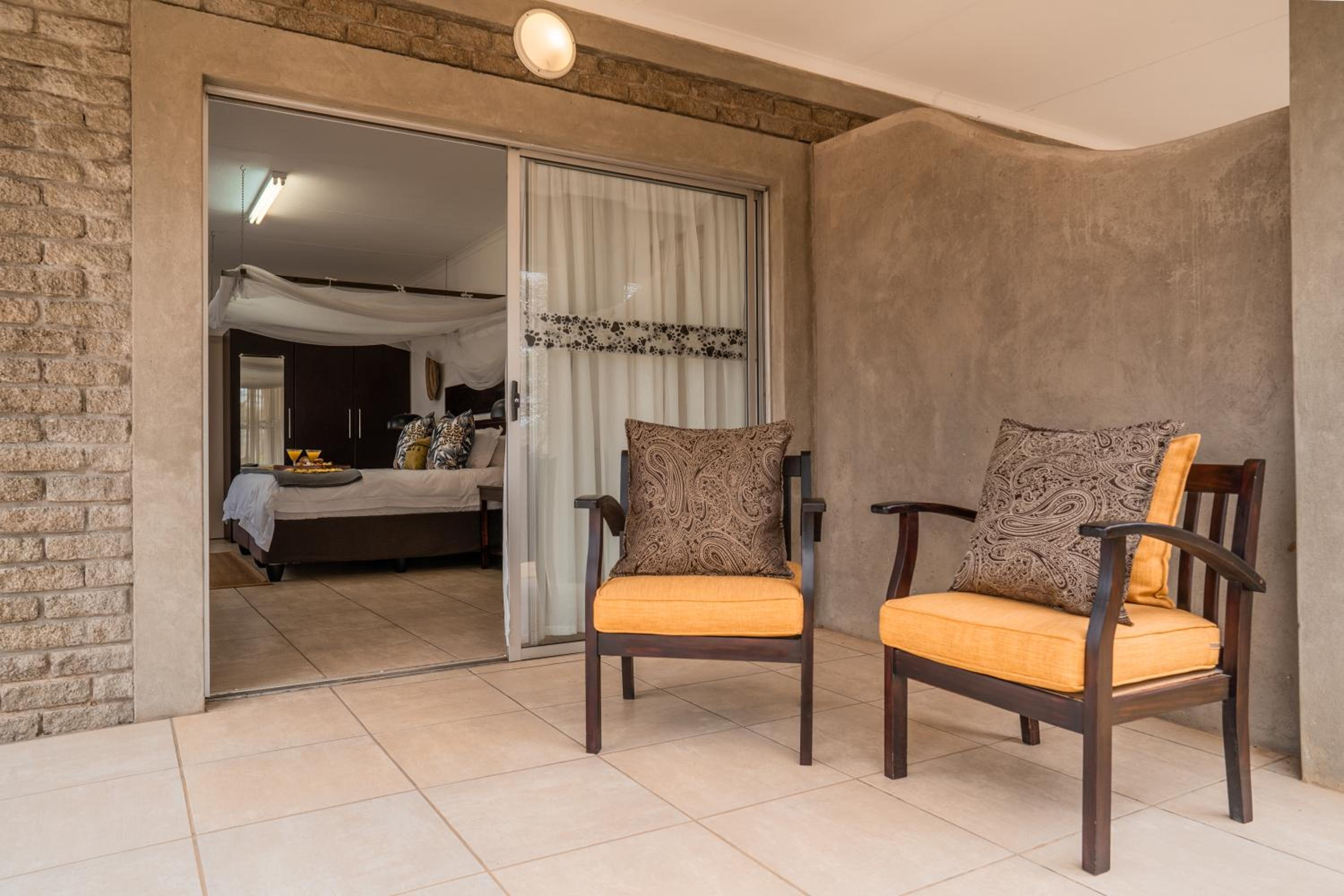 Deluxe Room - Photo 2