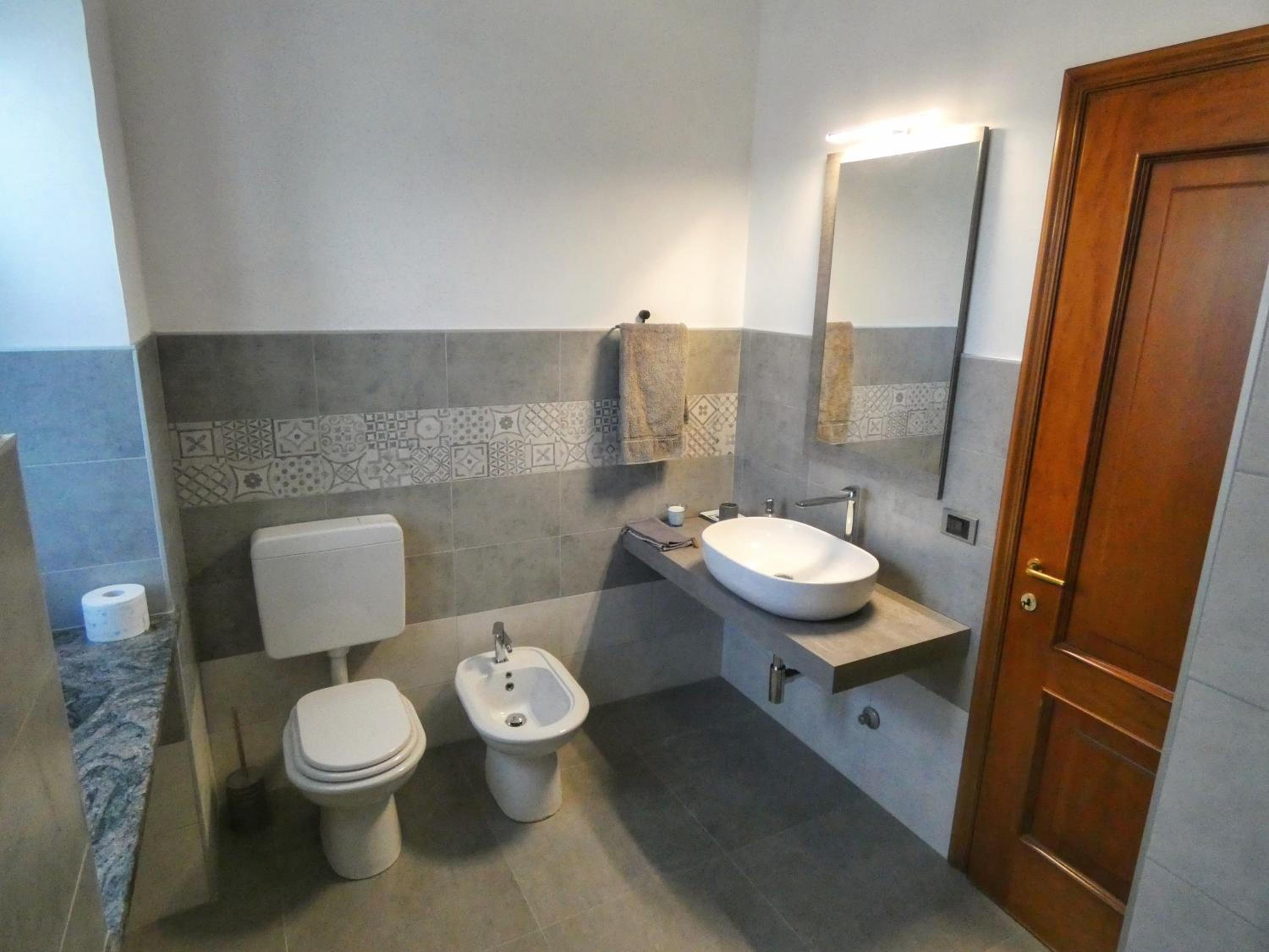 Apartment with Terrace photo 2