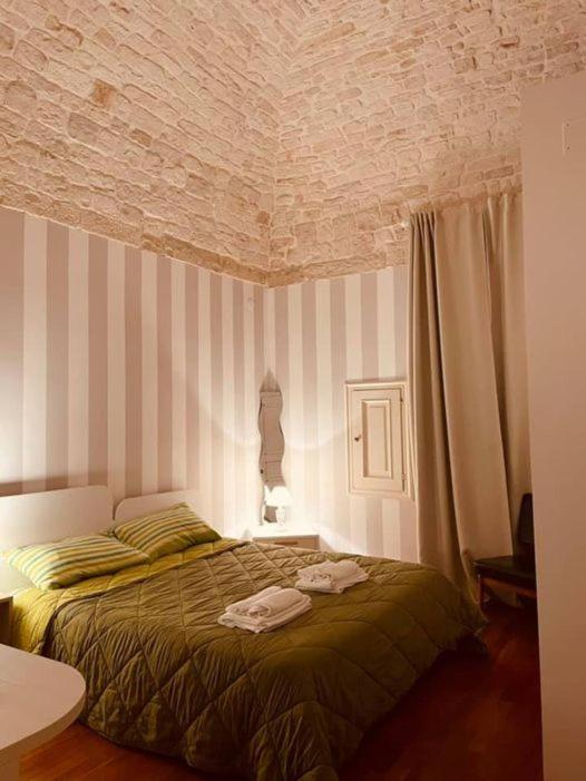 Double Room with Private Bathroom - Photo 1