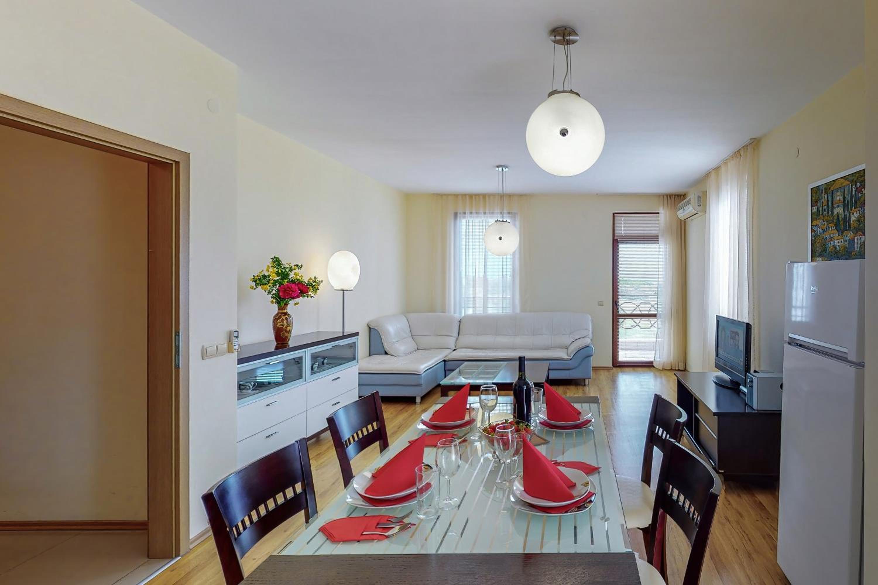 Apartment with Garden View photo 2