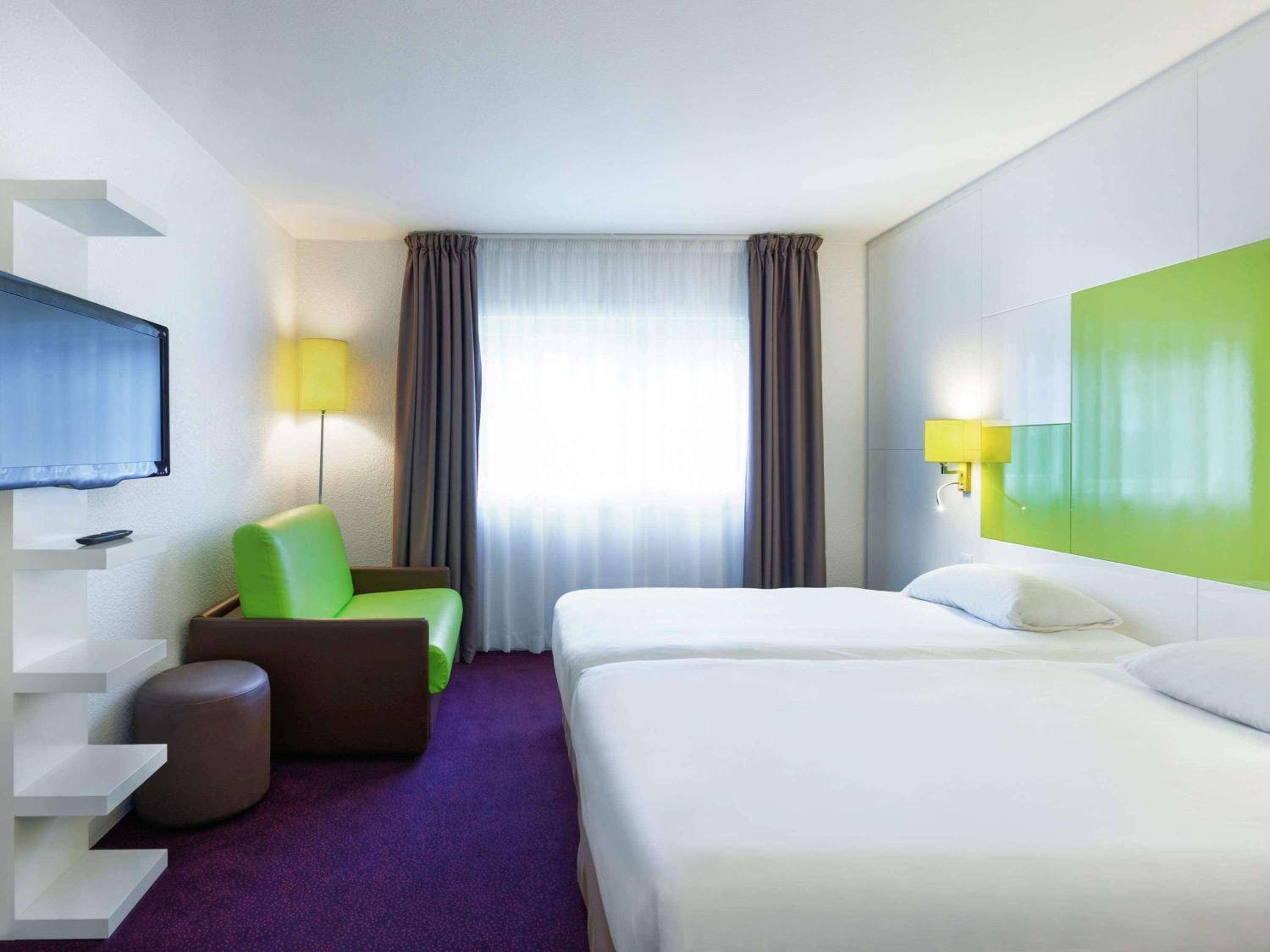 Double Room with Extra Bed photo 2