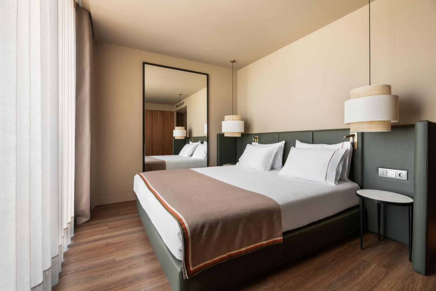 Double or Twin Room - Photo 5
