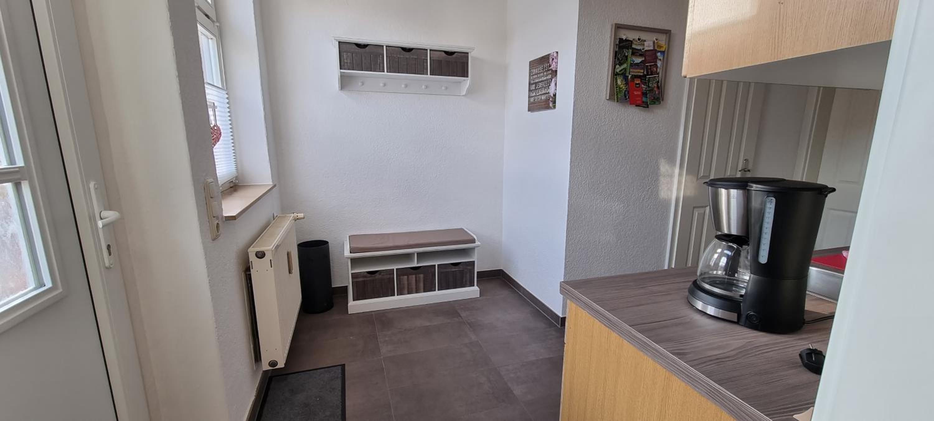 One-Bedroom Apartment photo 2