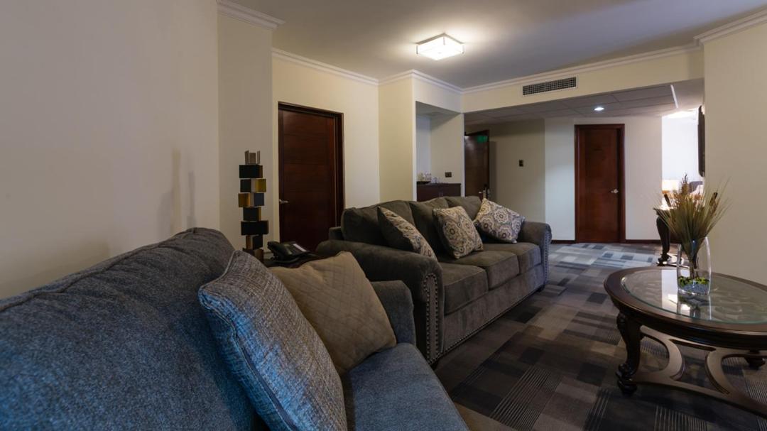 Presidential Suite photo 3