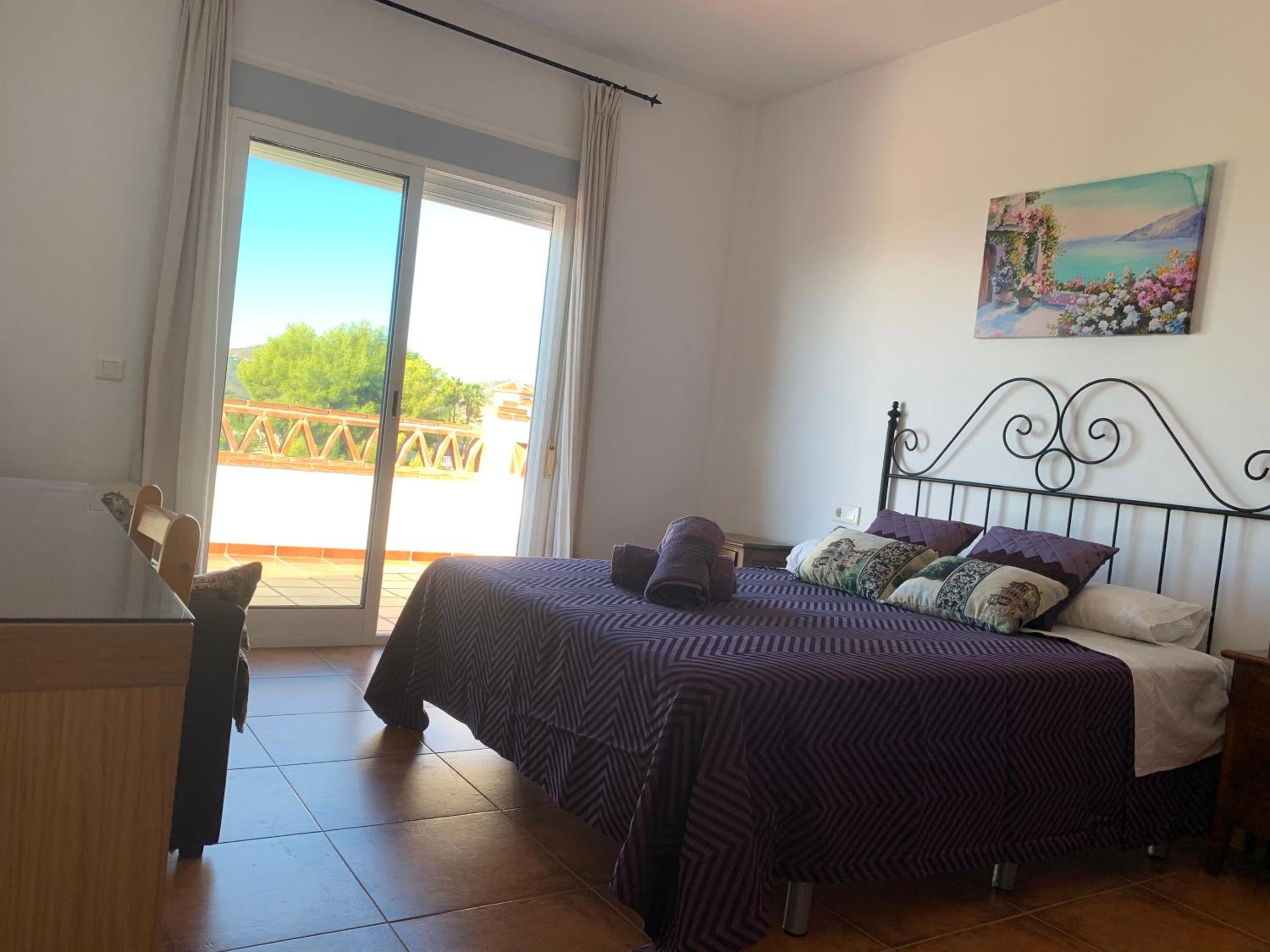 Seven-Bedroom Holiday Home photo 2