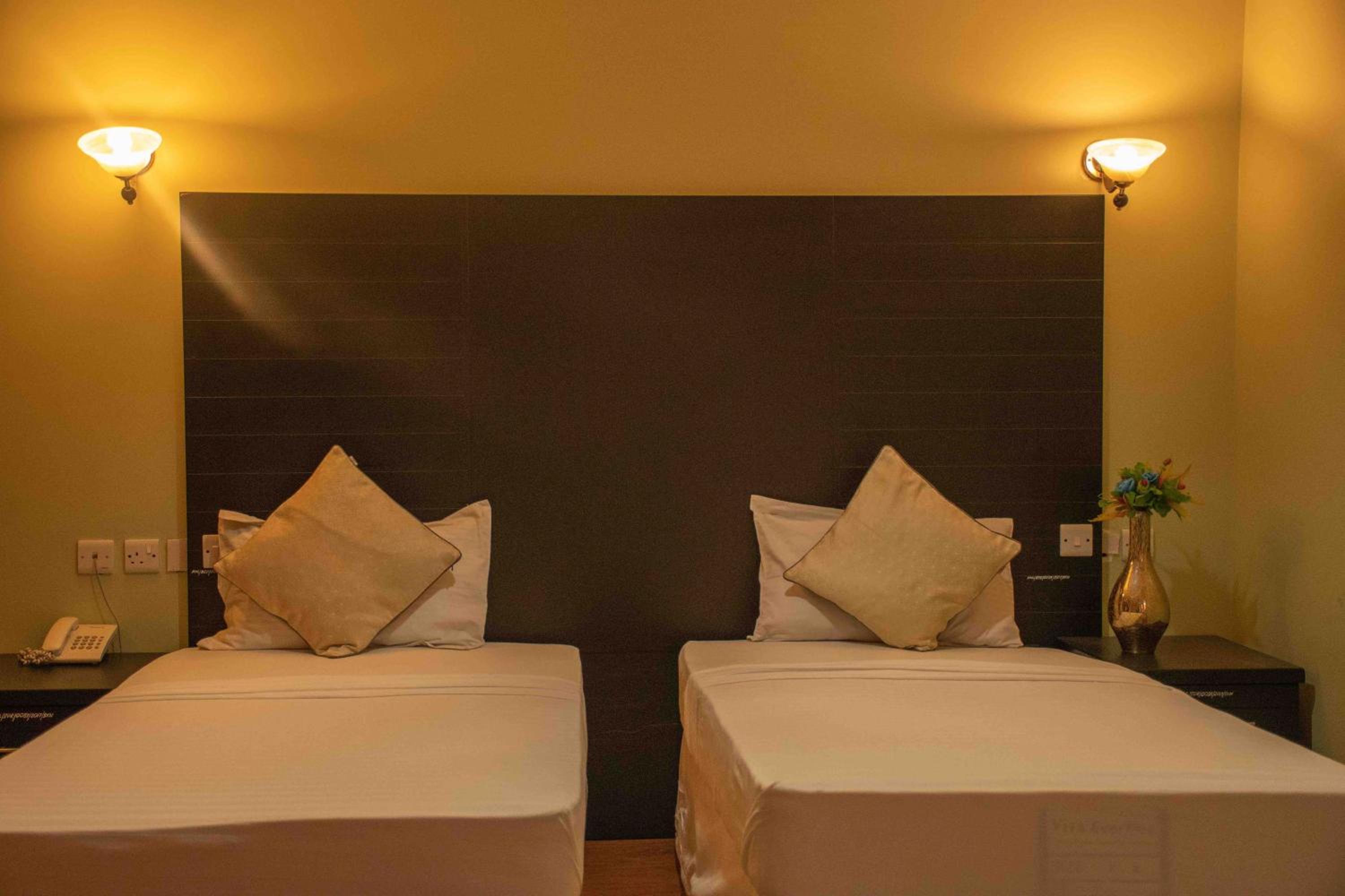Standard Twin Room