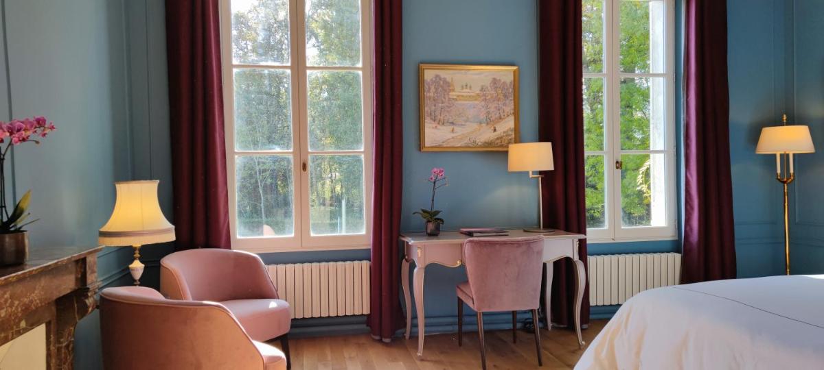 Deluxe Double Room with Bath photo 3