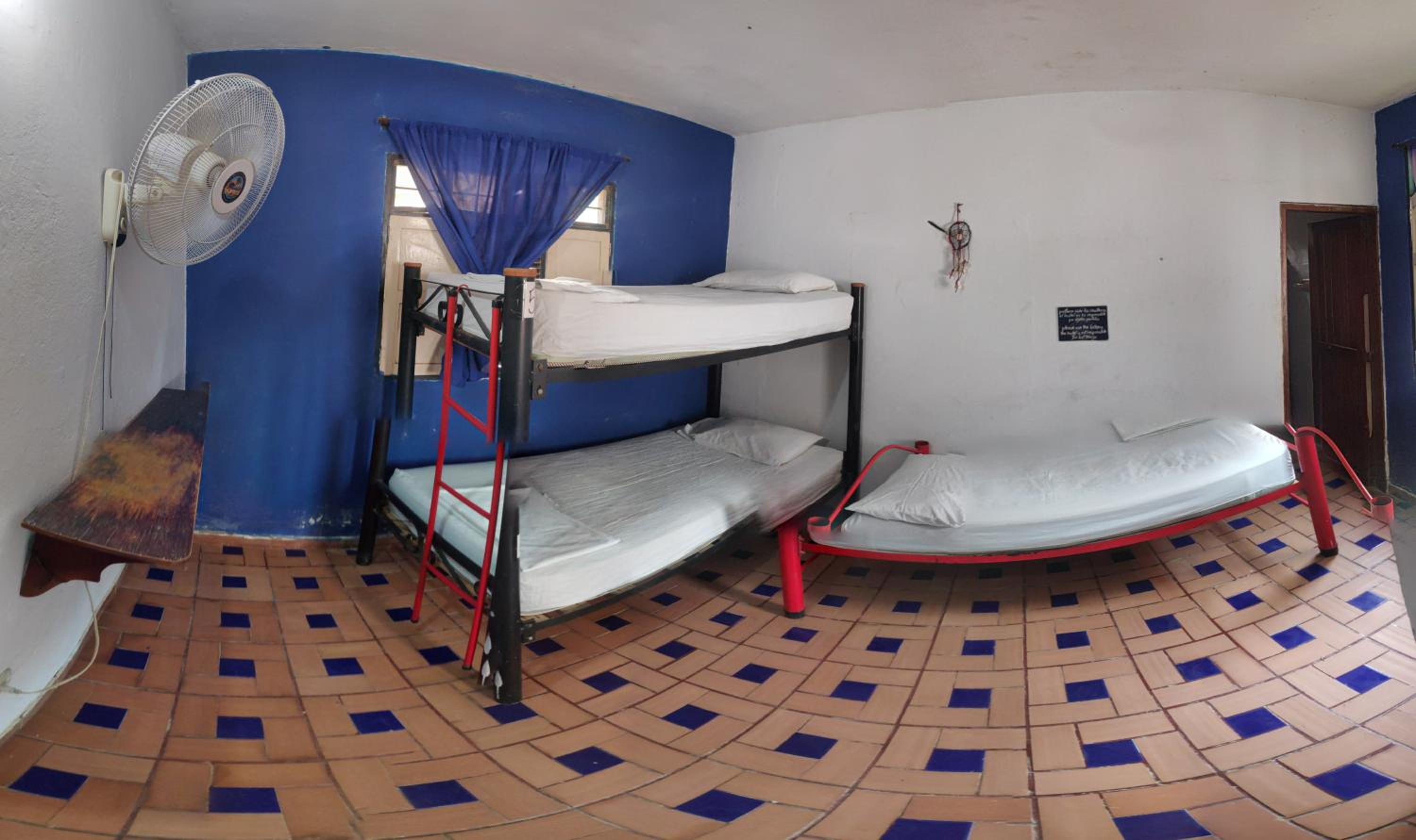Triple Room with Private Bathroom photo 3