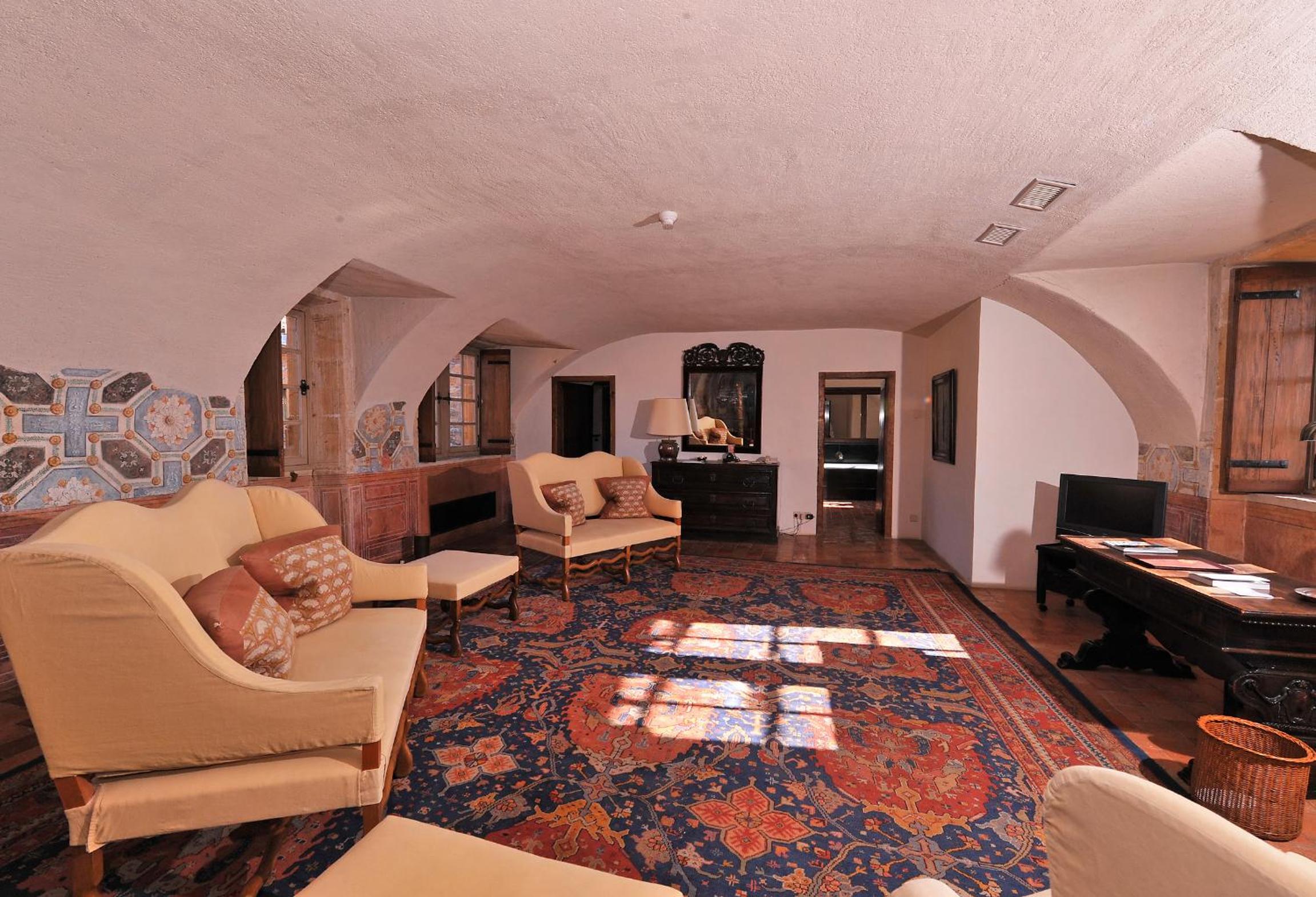 Suite Château Supérieure – Vue sur Beaujolais