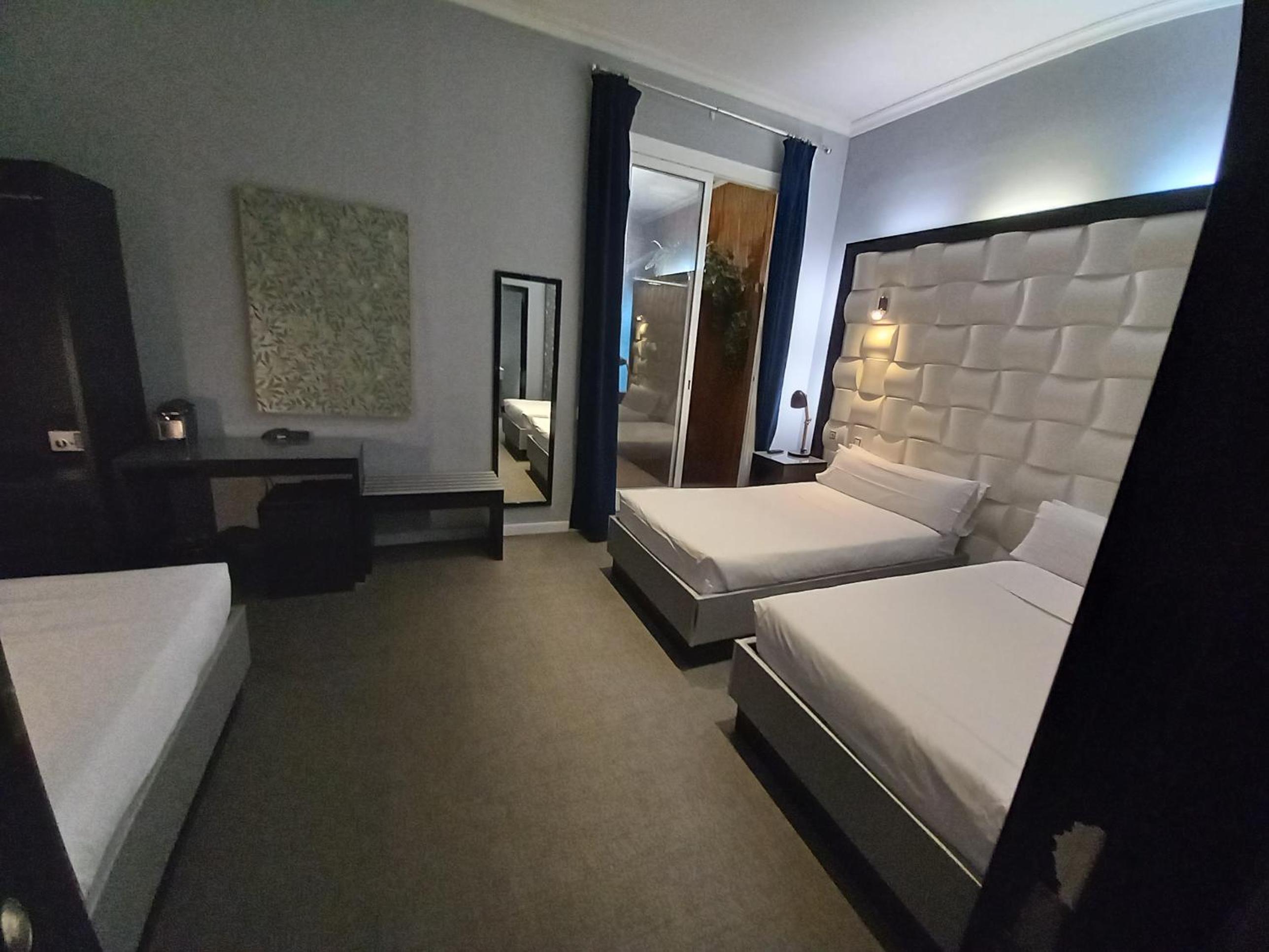 Triple Room photo 2