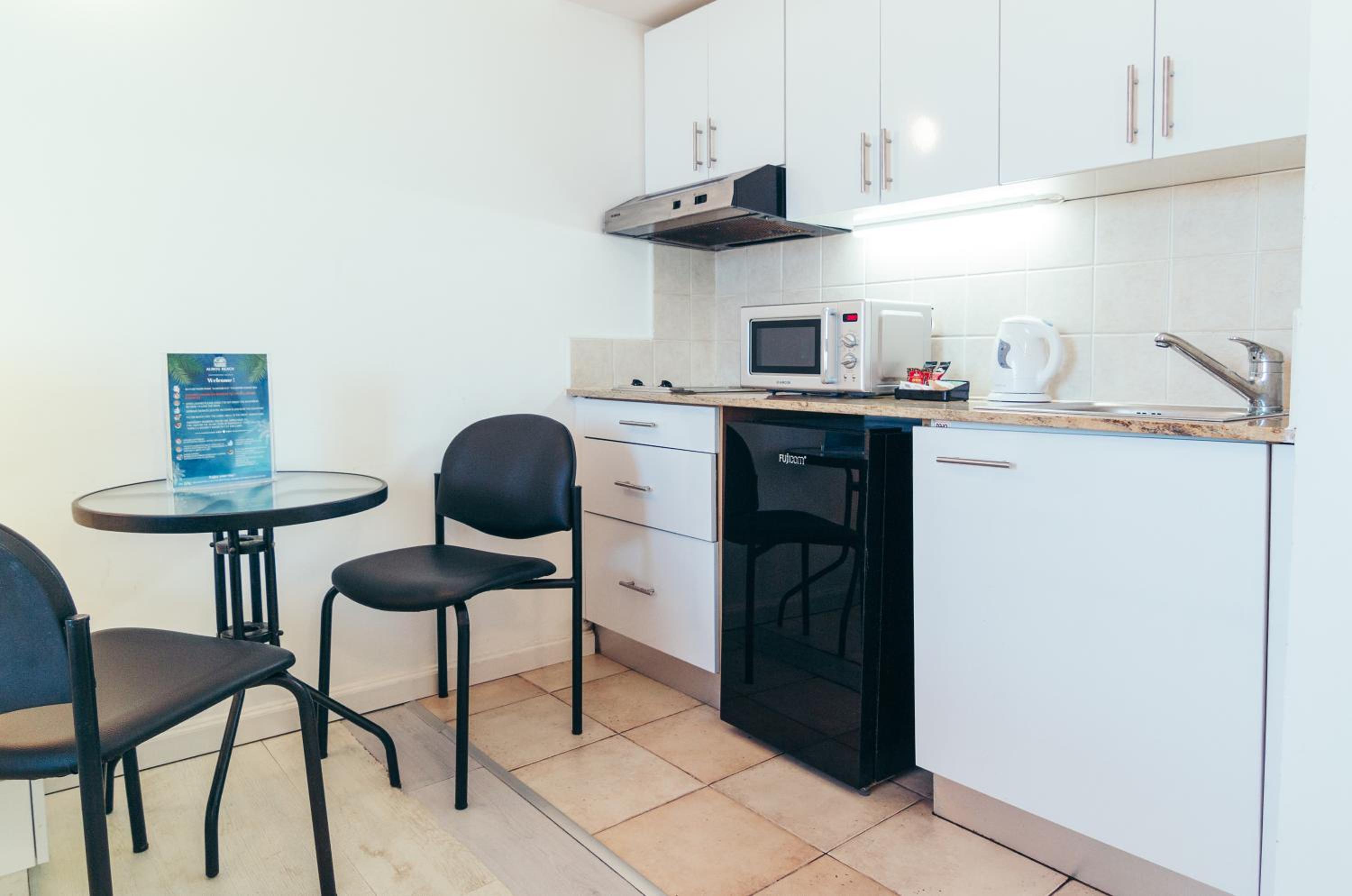 Apartment with Sea View photo 2