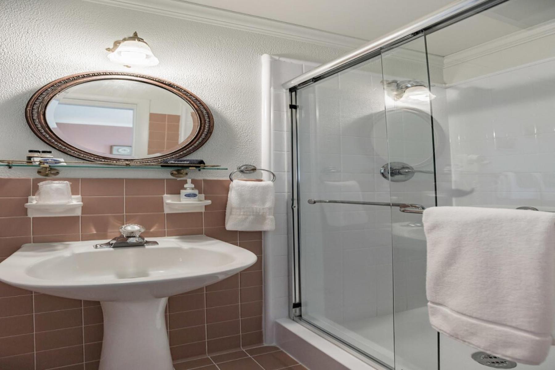 Queen Room with Sea View photo 2