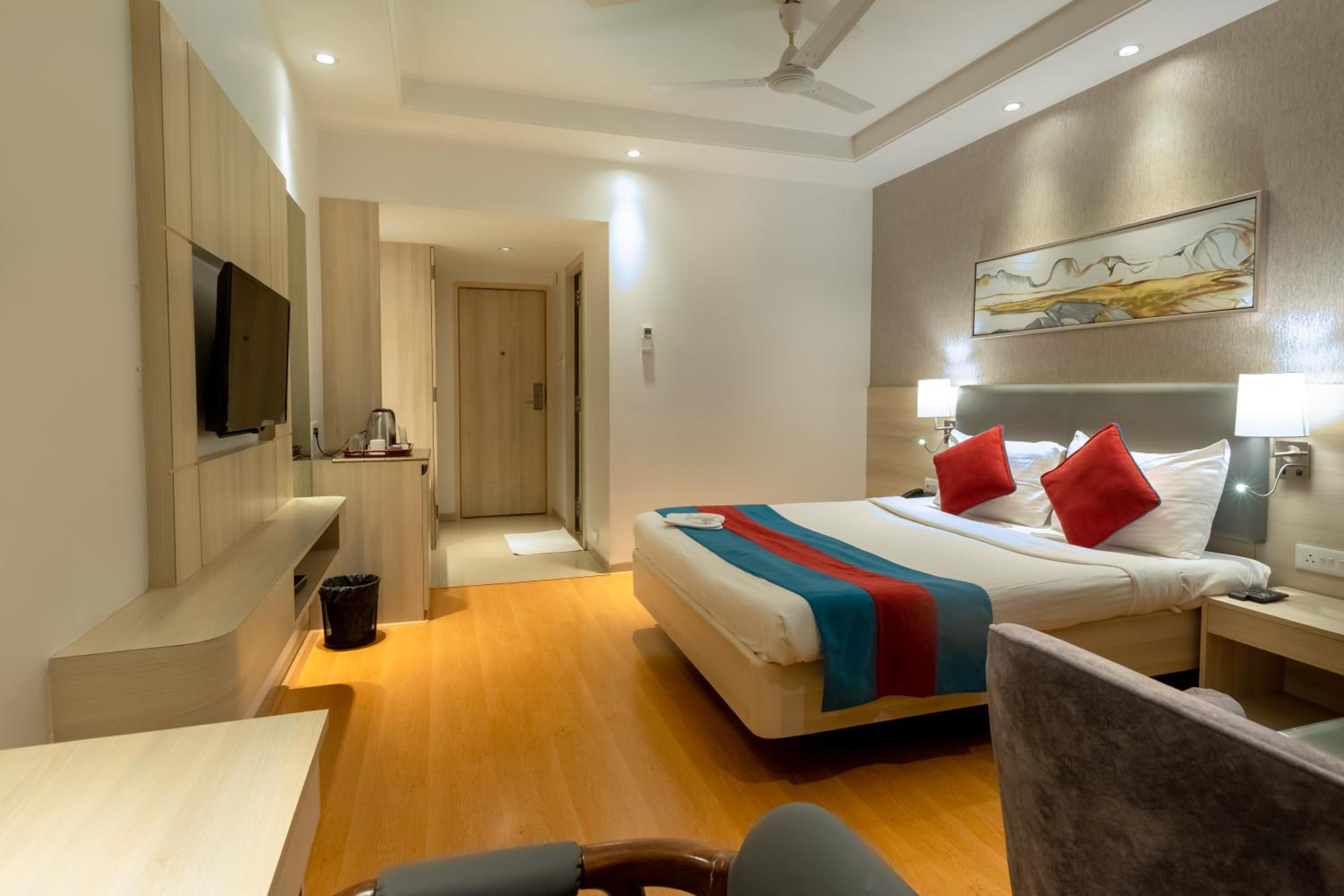Deluxe Room - Photo 4