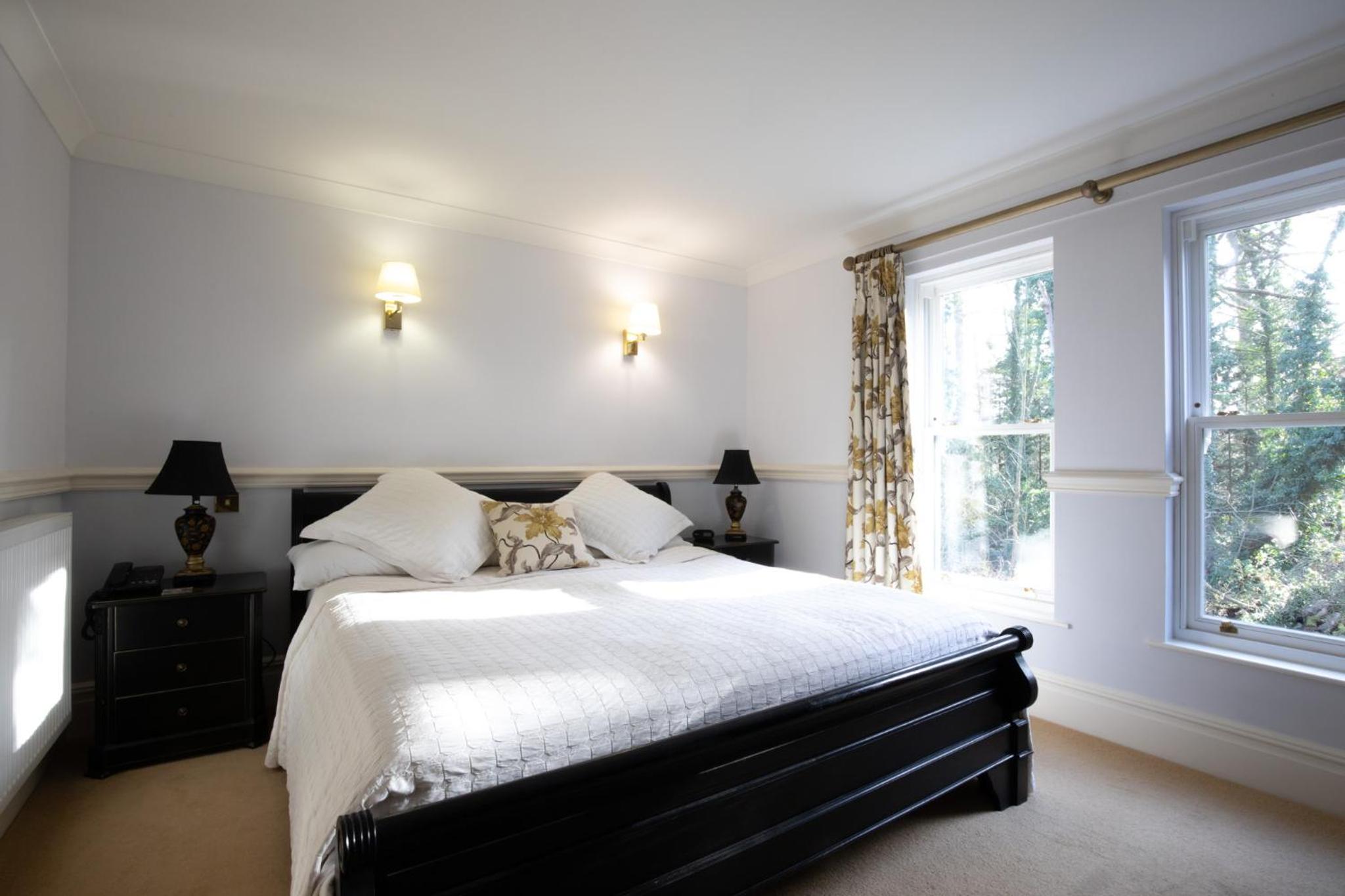 Suite - Photo 3