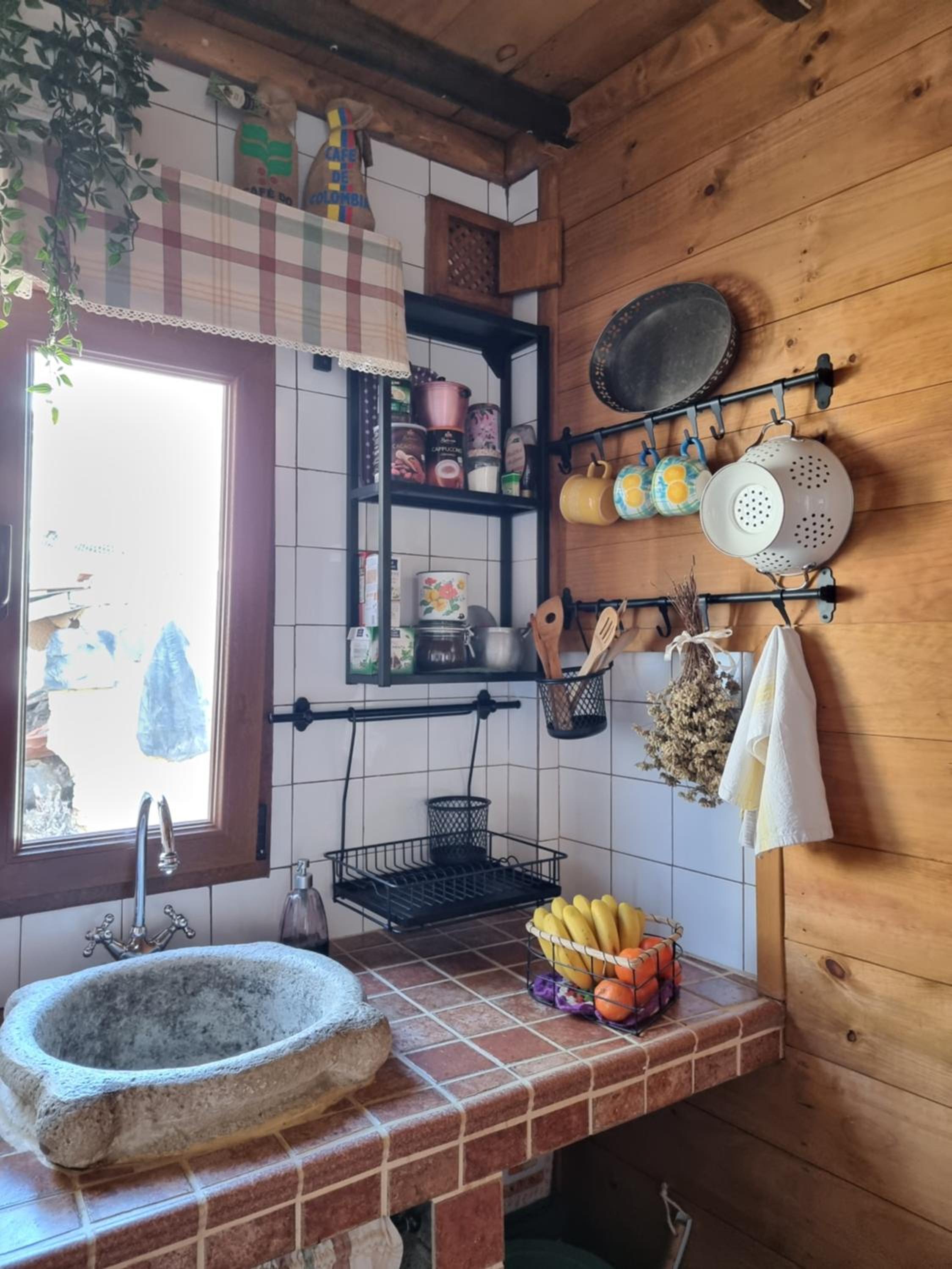 One-Bedroom House - Photo 13