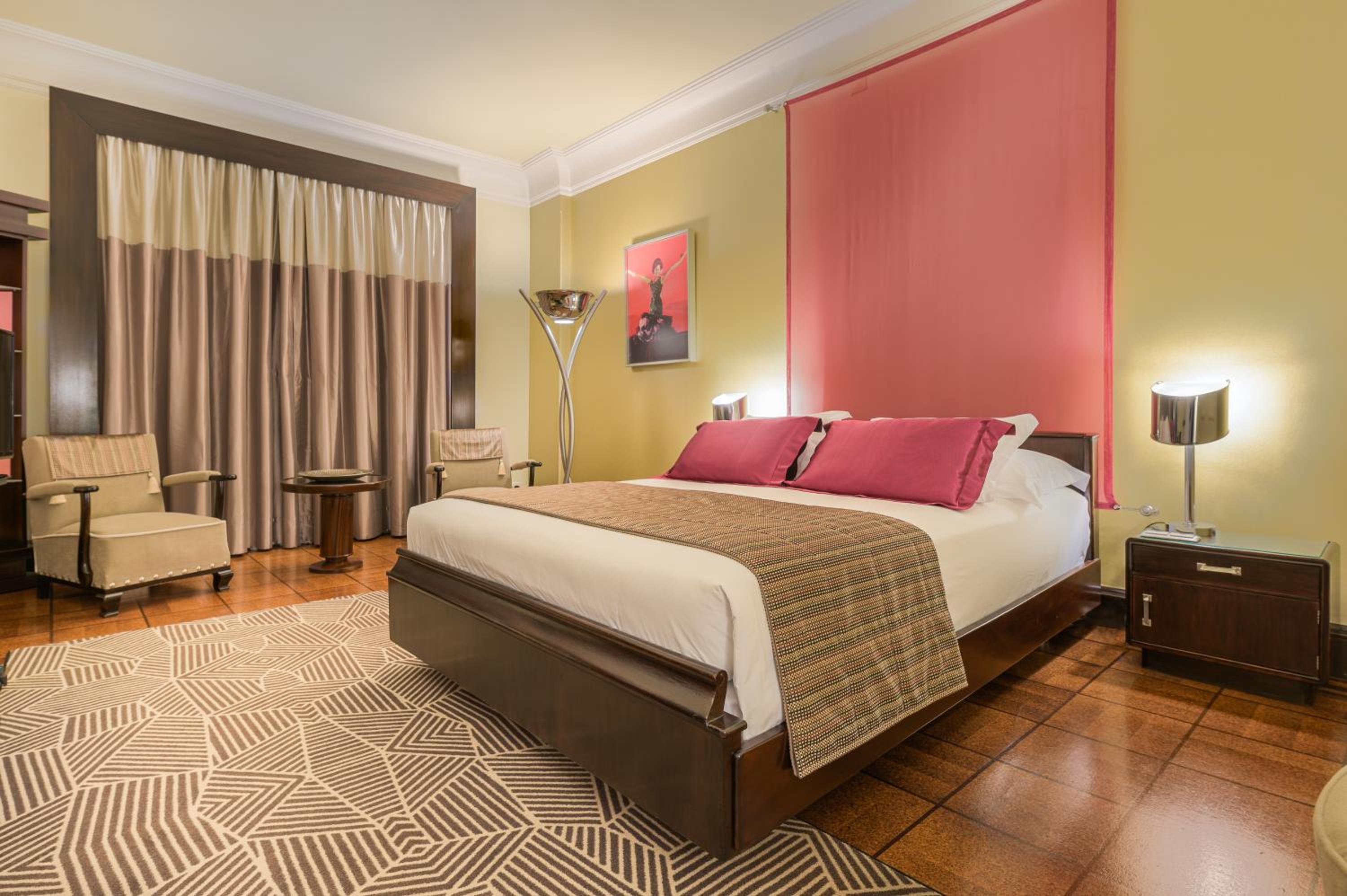 Double or Twin Room - Photo 1