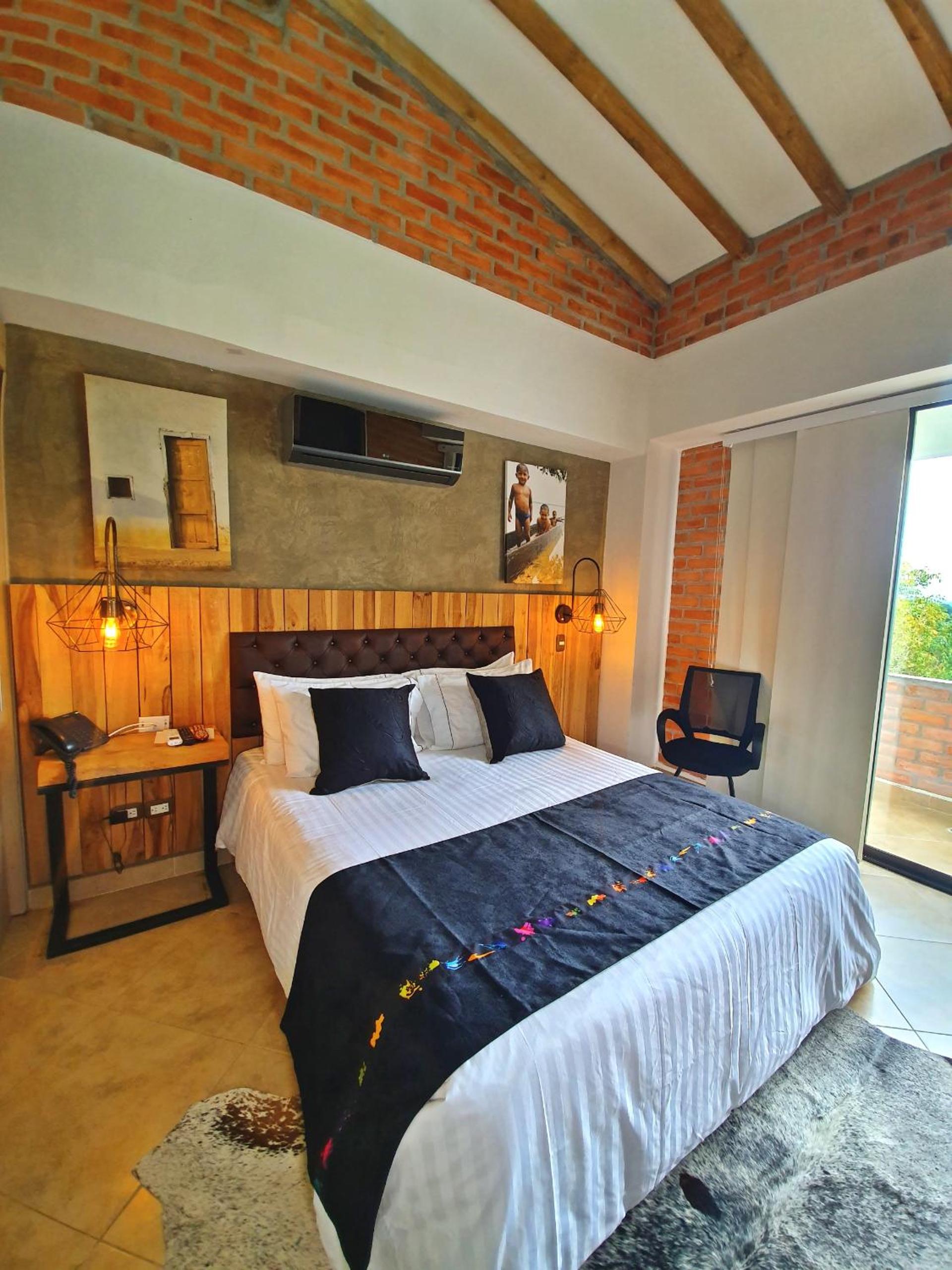 Standard Double Room photo 2