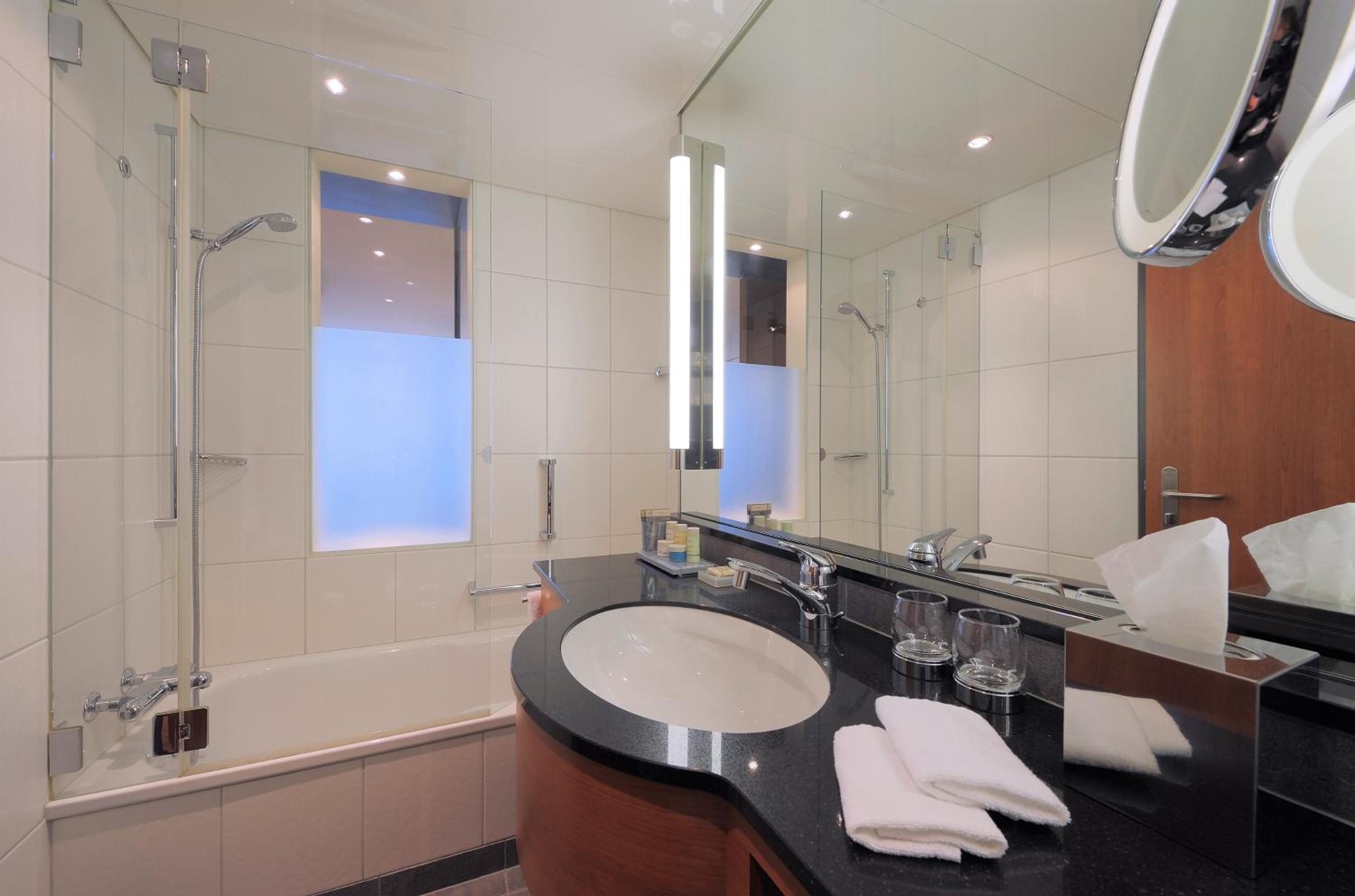 Standard  Room - Photo 9