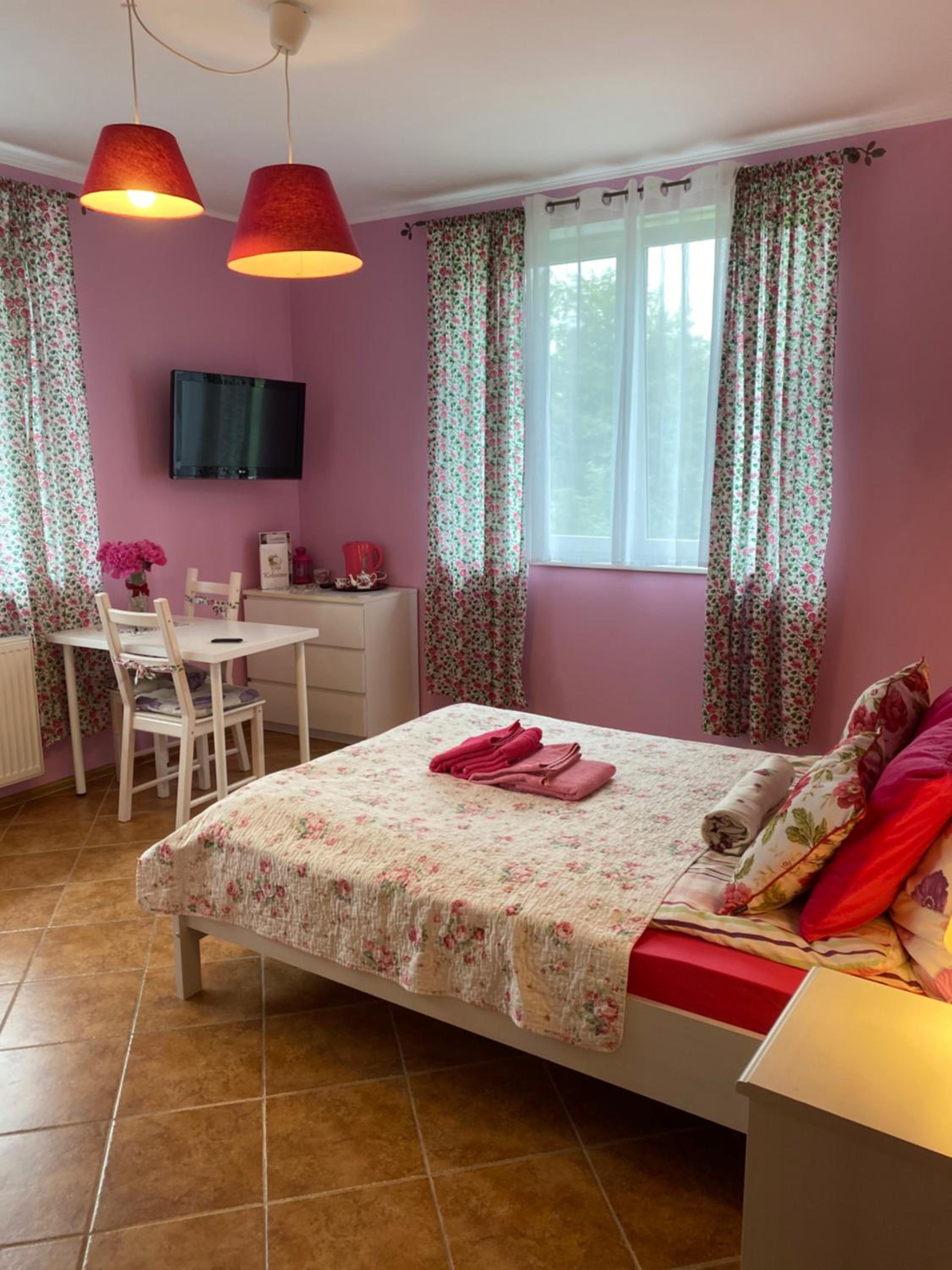 Triple Room with Private Bathroom photo 2