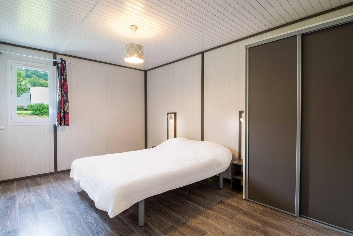 Two-Bedroom Chalet - Photo 2
