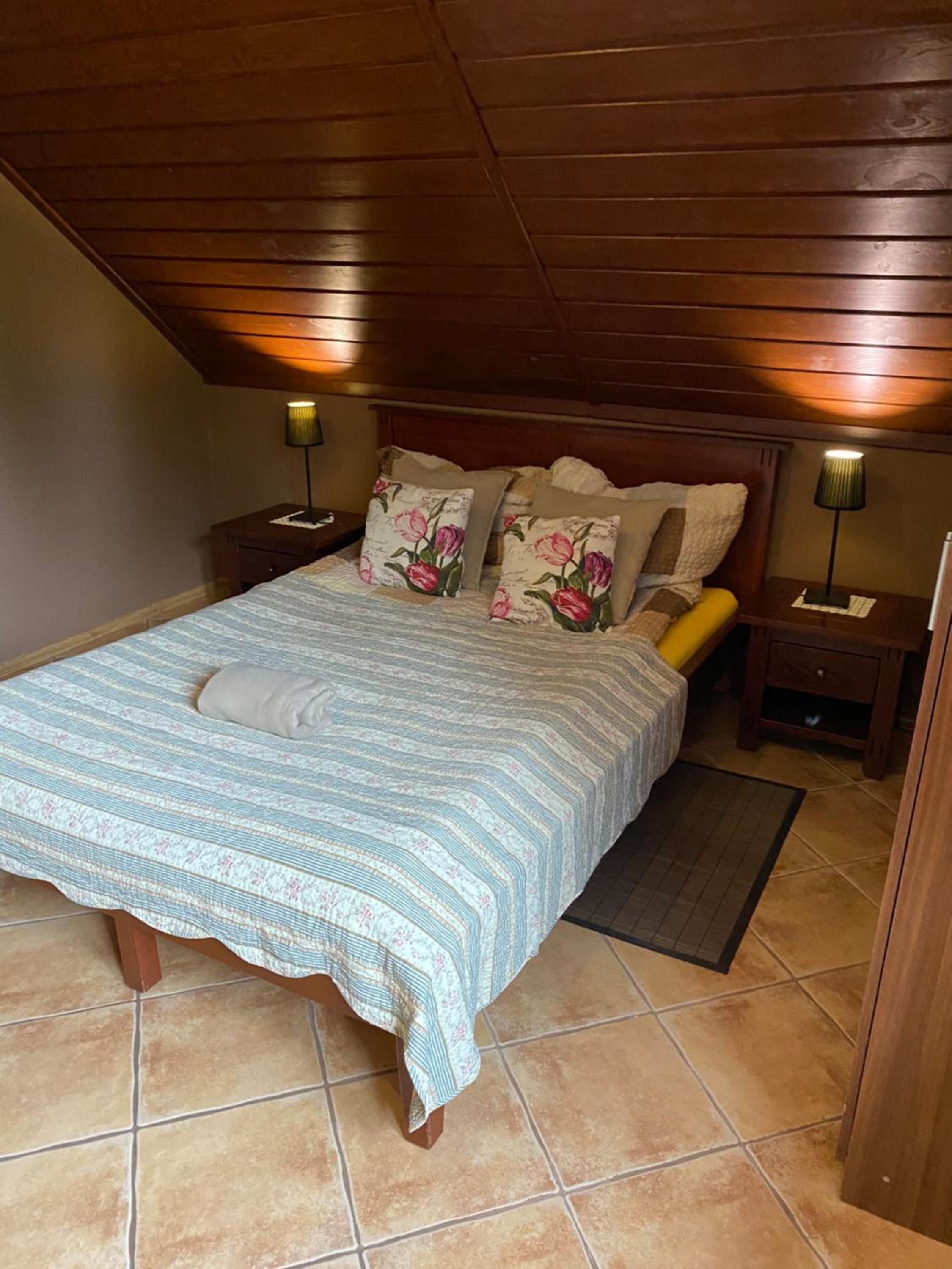 Double Room - Photo 13