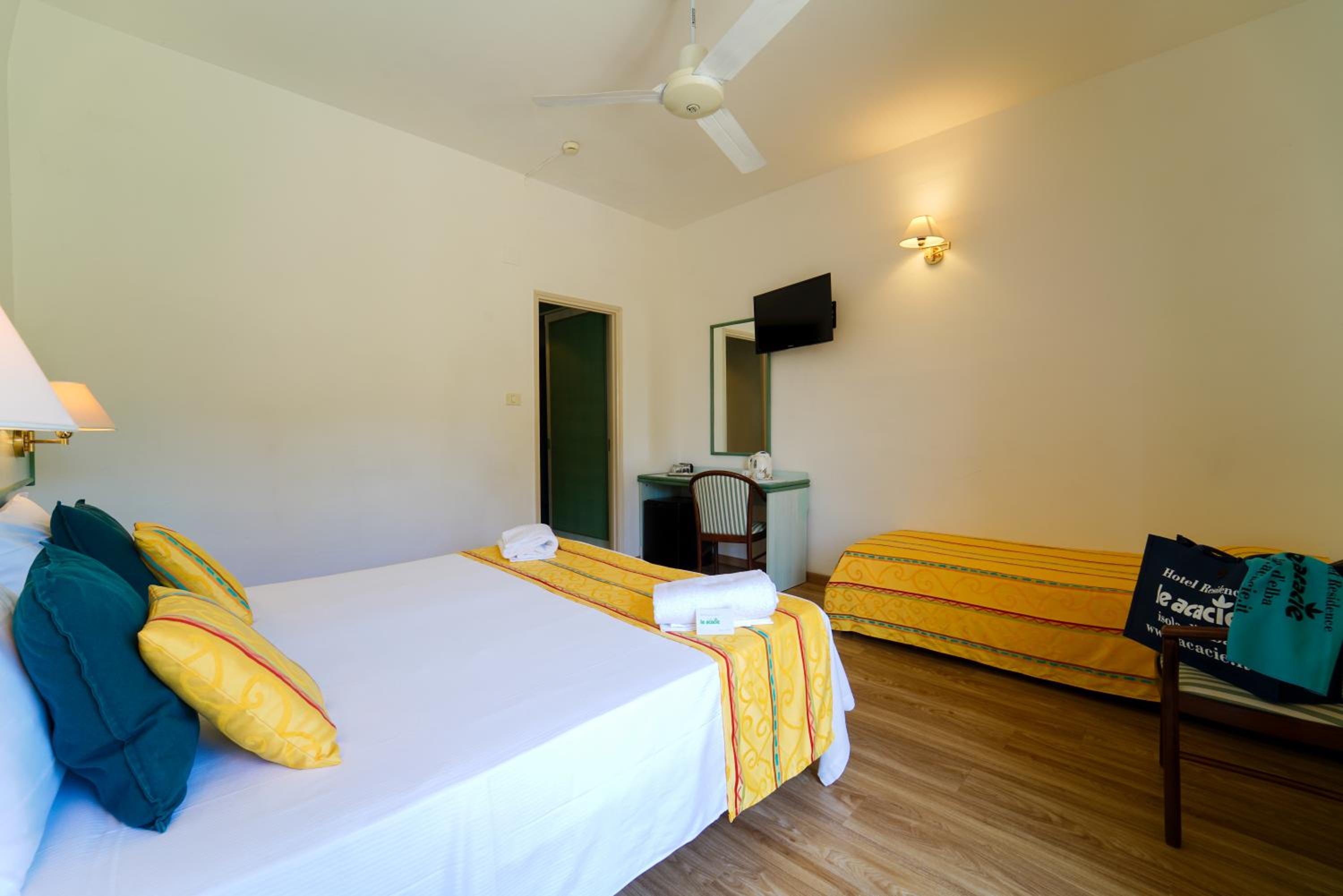 Classic Double or Twin Room - Photo 5