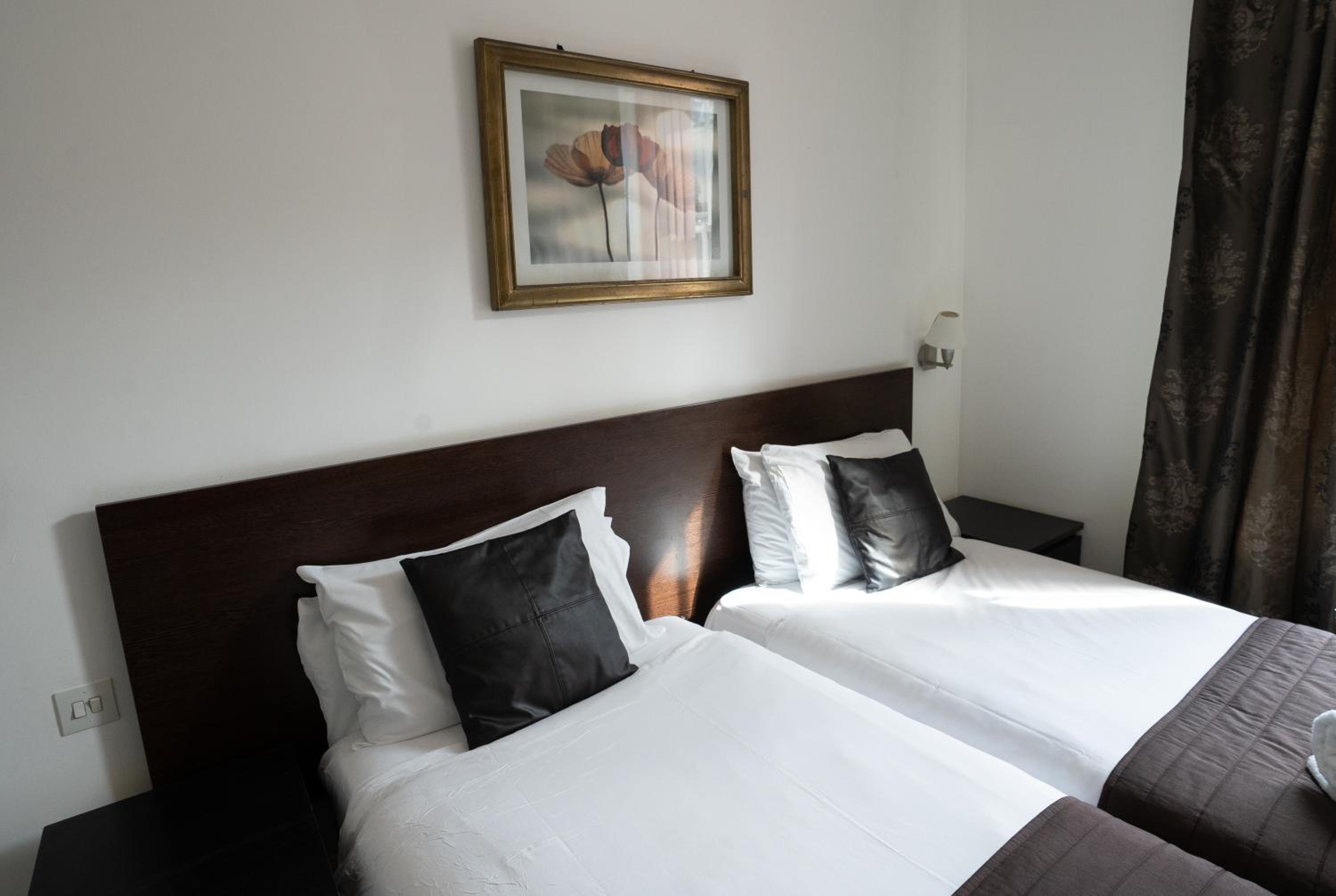 Standard Twin Room photo 1