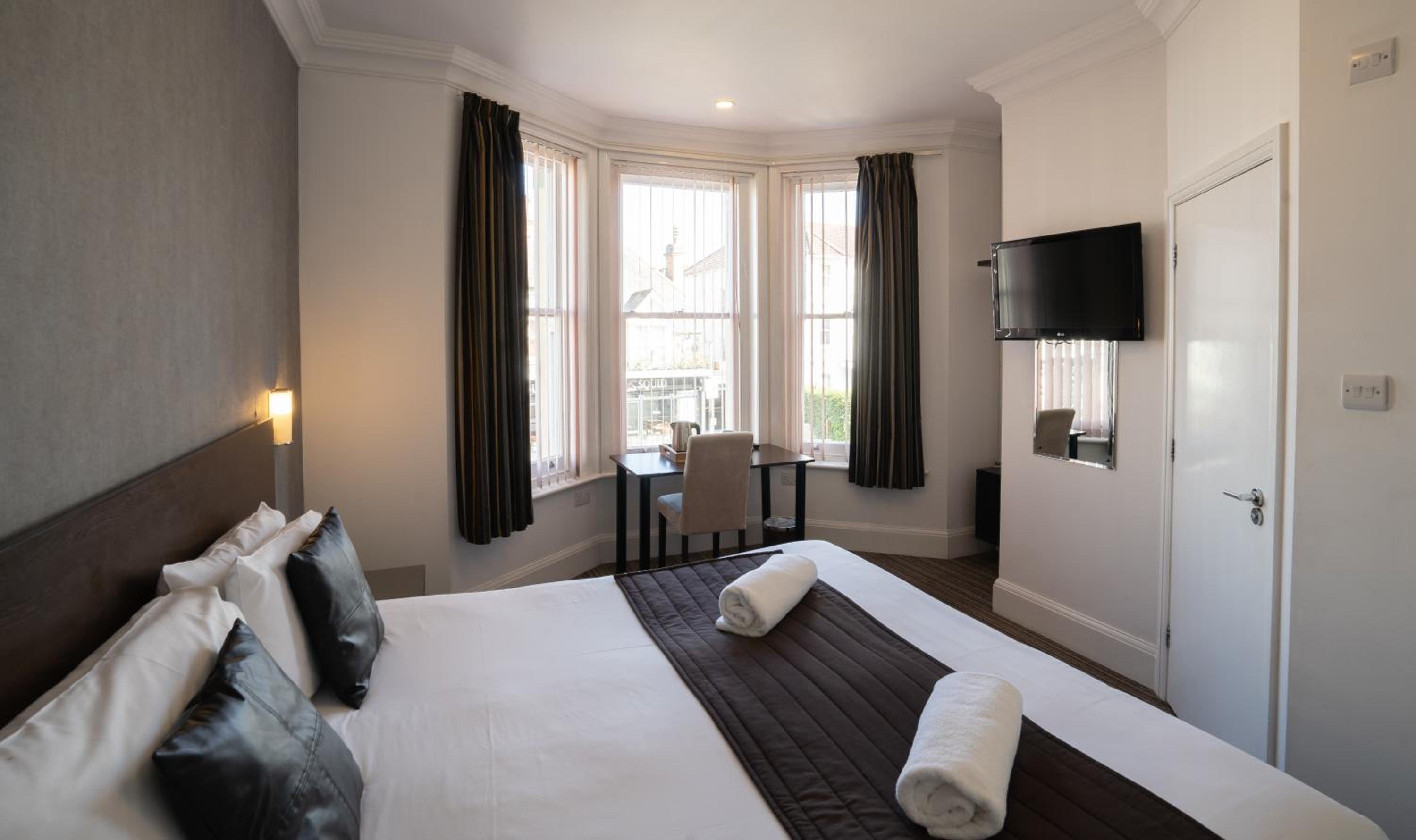 Double or Twin Room photo 1
