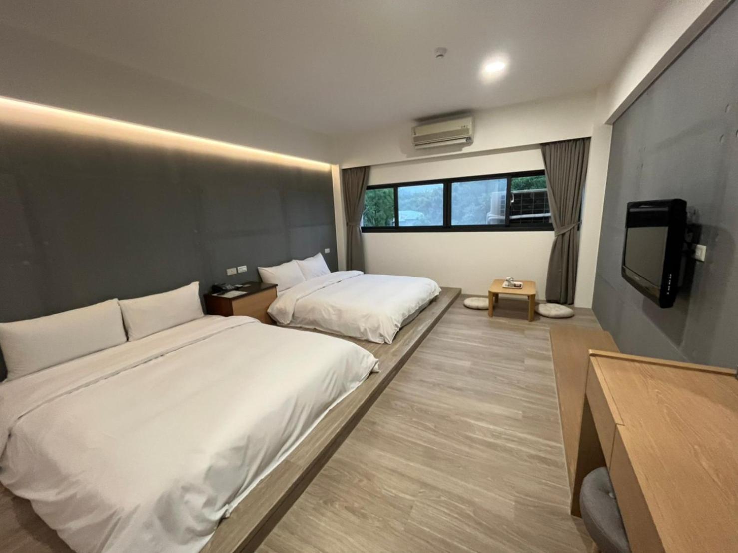 Japanese-Style Quadruple Room