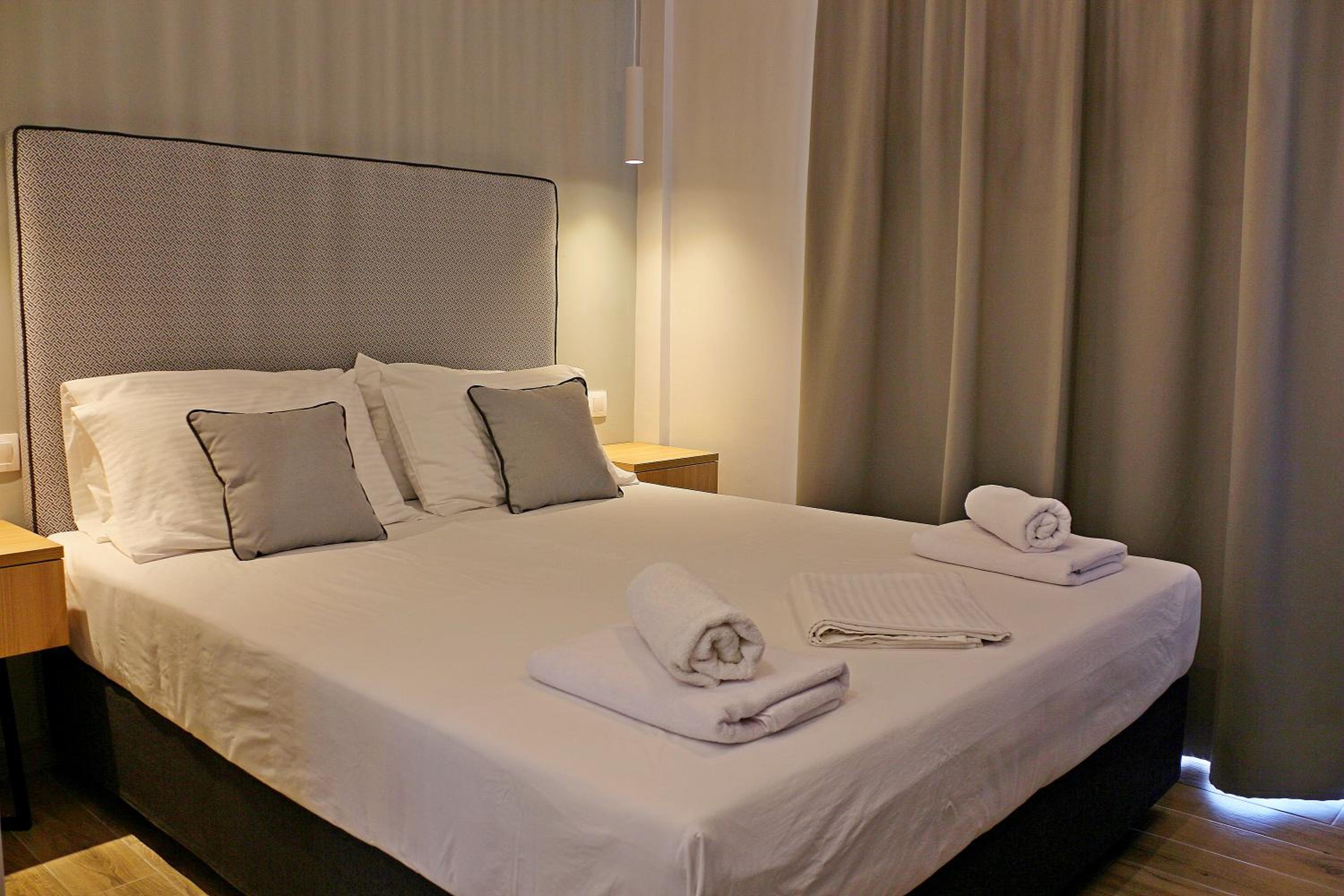 Triple Room with Terrace photo 1