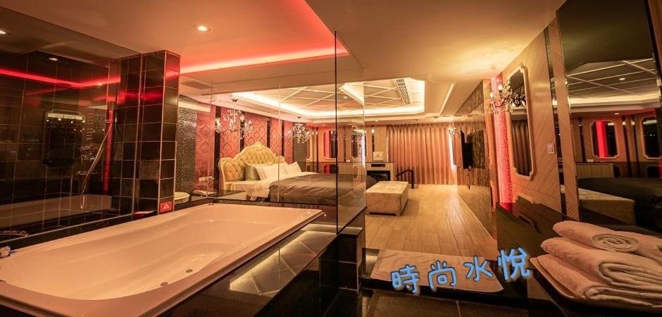 Superior Double Room (Check-In After 21:00) photo 3