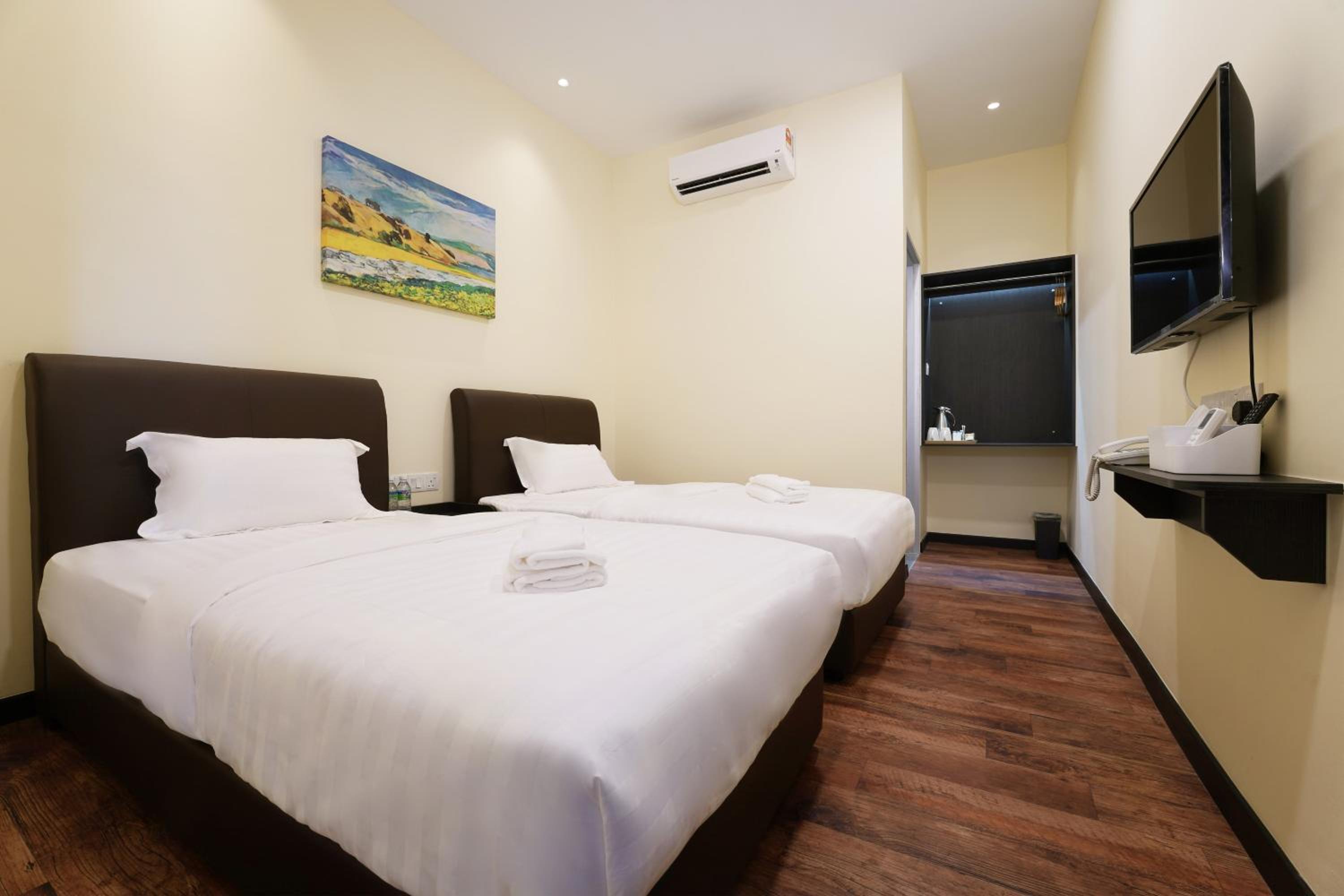 Standard Twin Room (No Window)