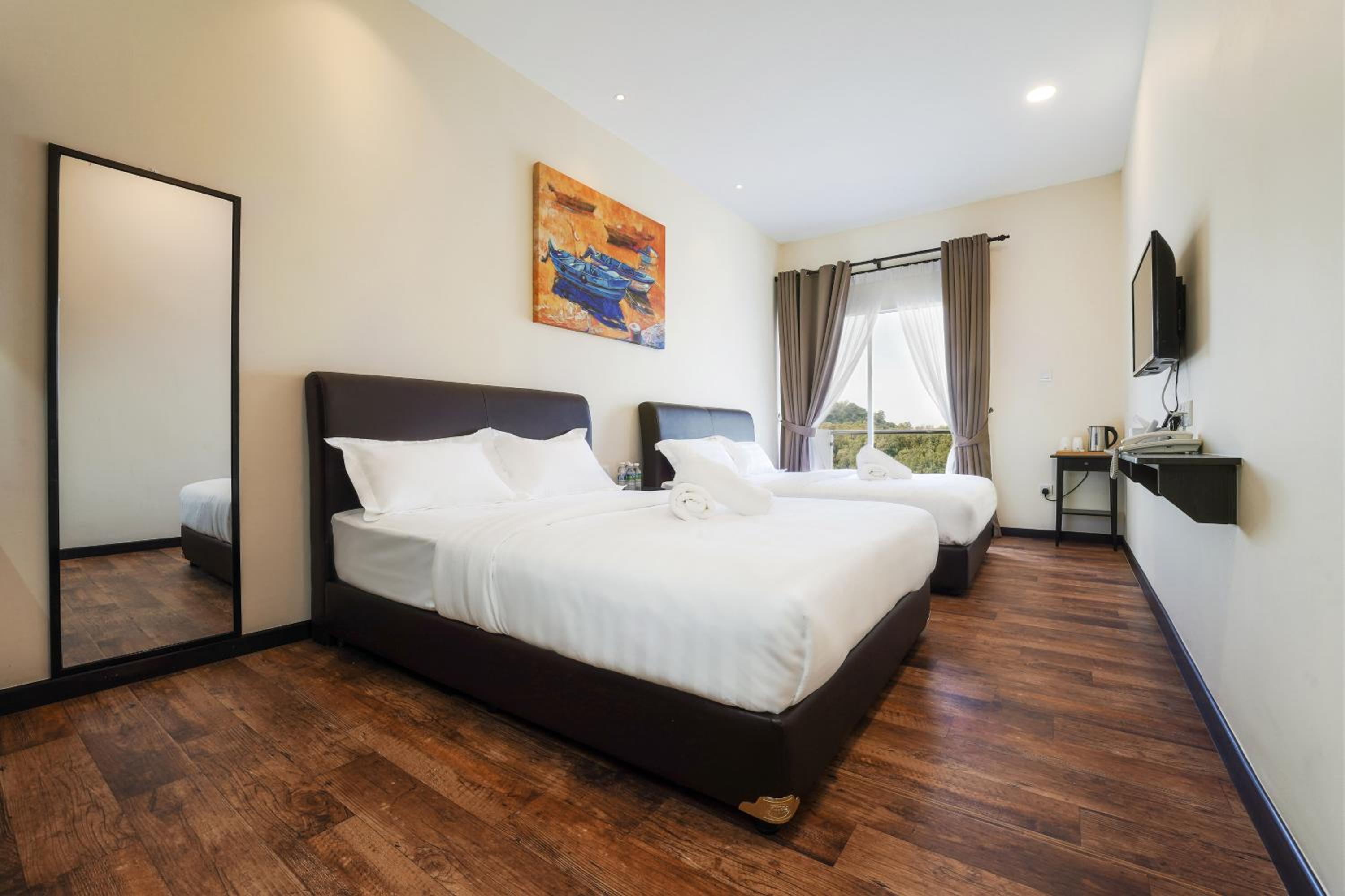 Quadruple Room with Sea View