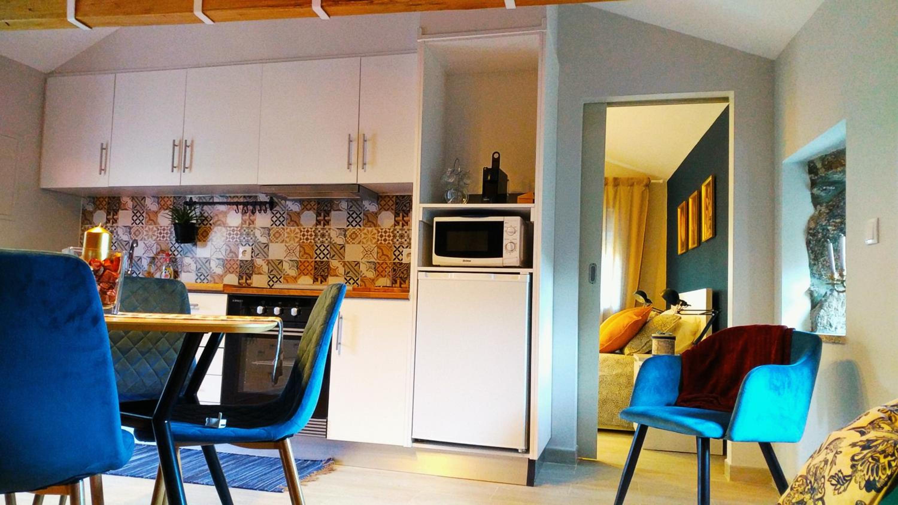One-Bedroom House - Photo 13