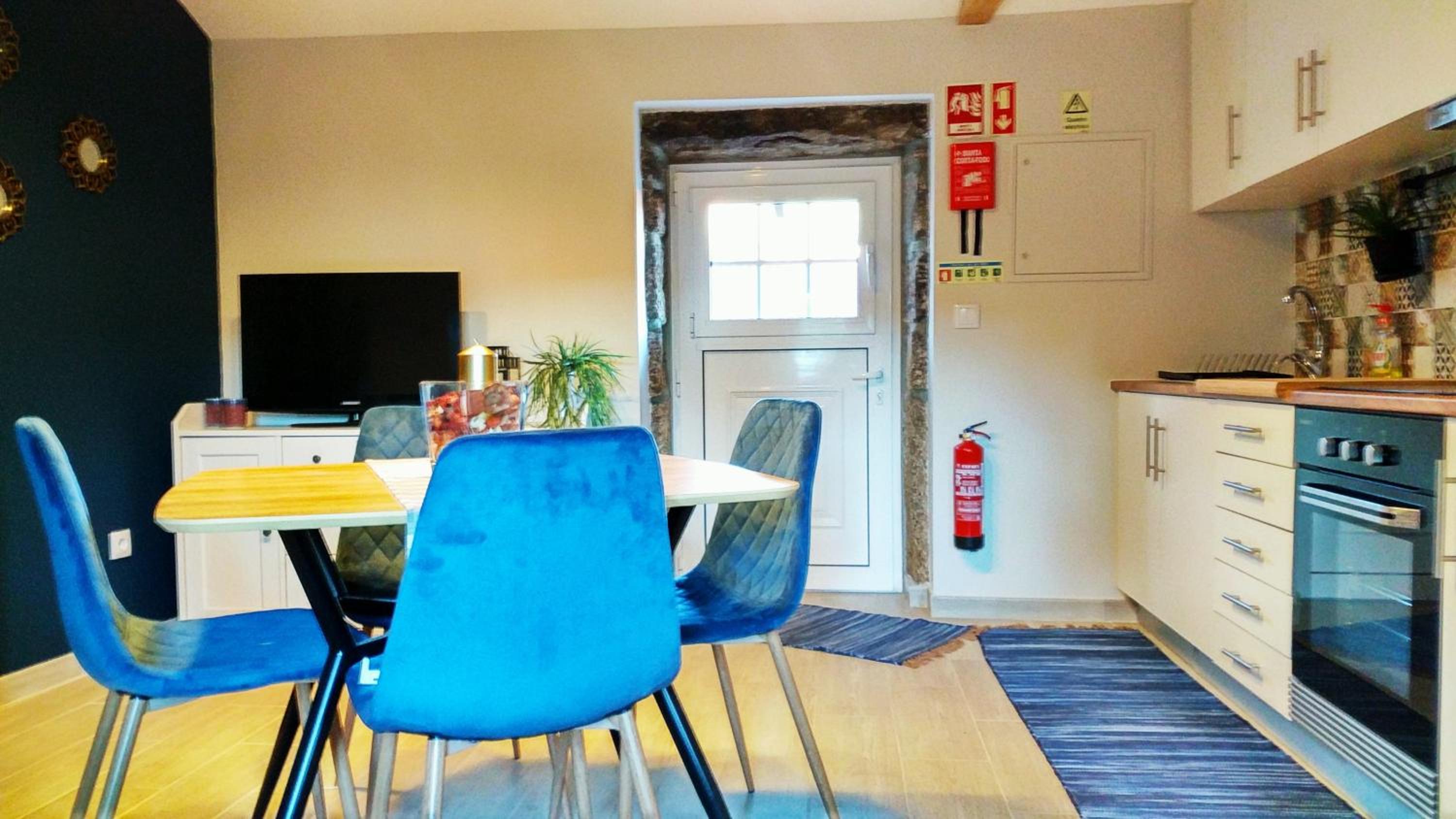 One-Bedroom House - Photo 14