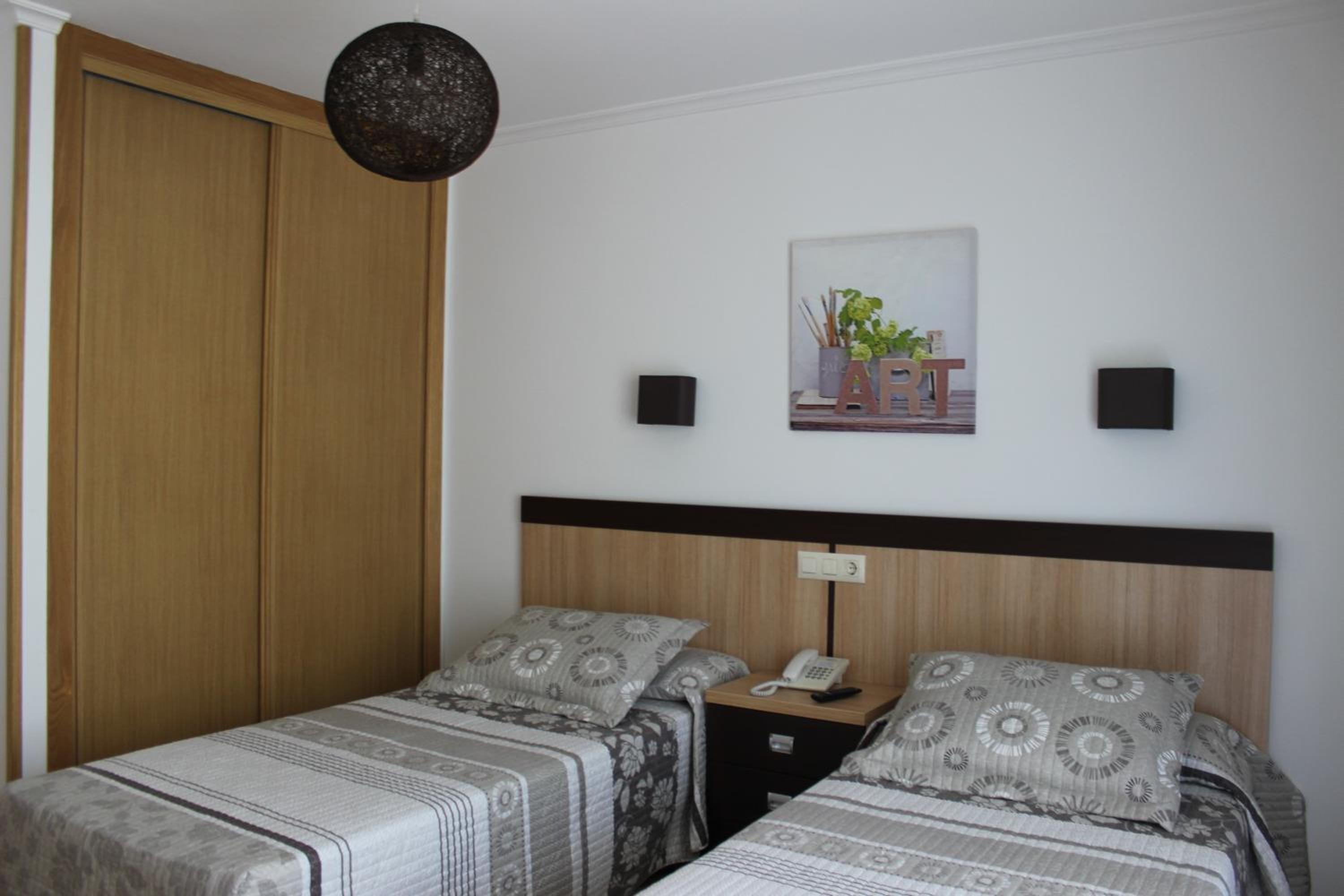 Habitación Doble Estándar o con Dos Camas Individuales.