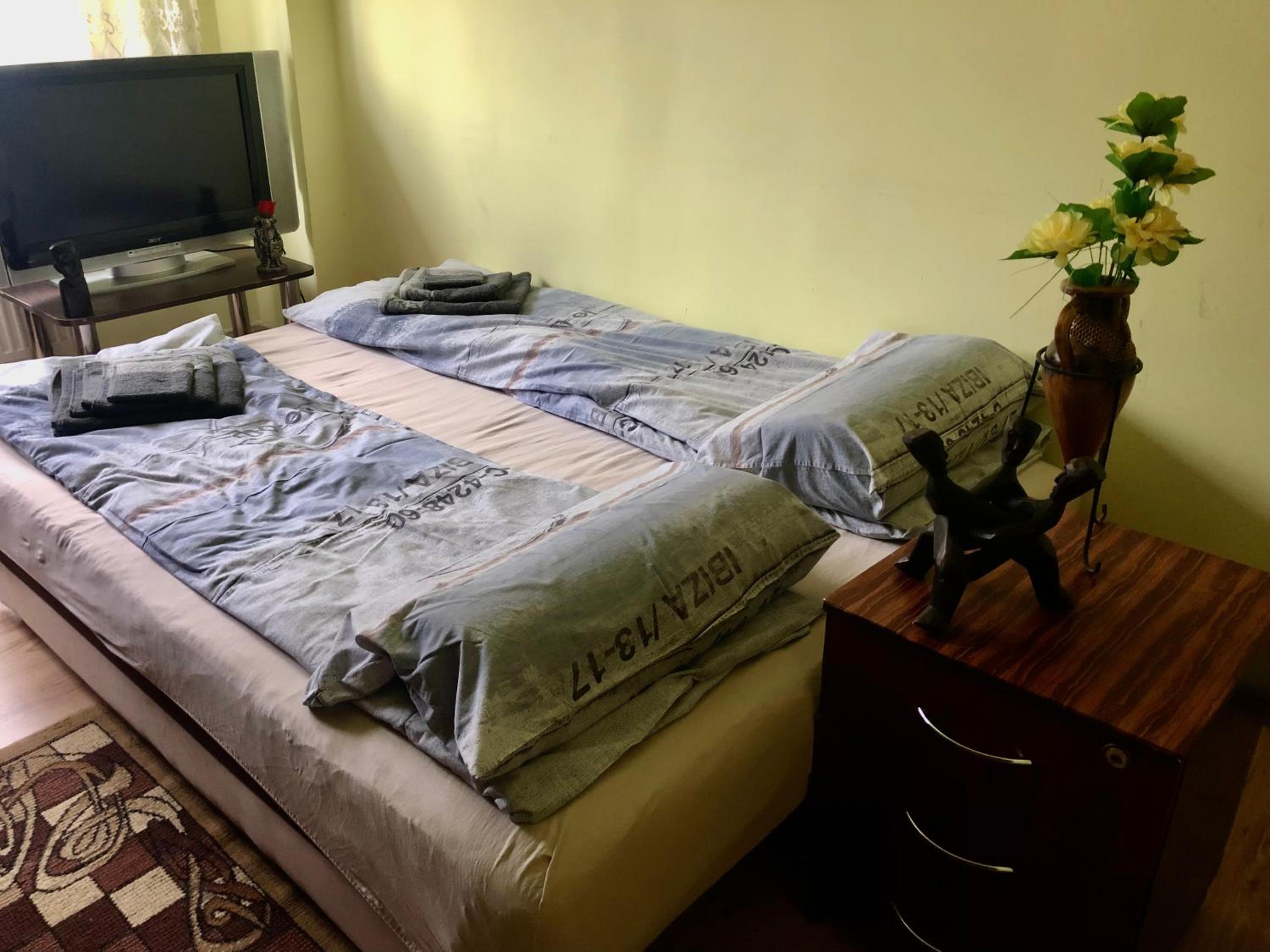 Apartment - Photo 50
