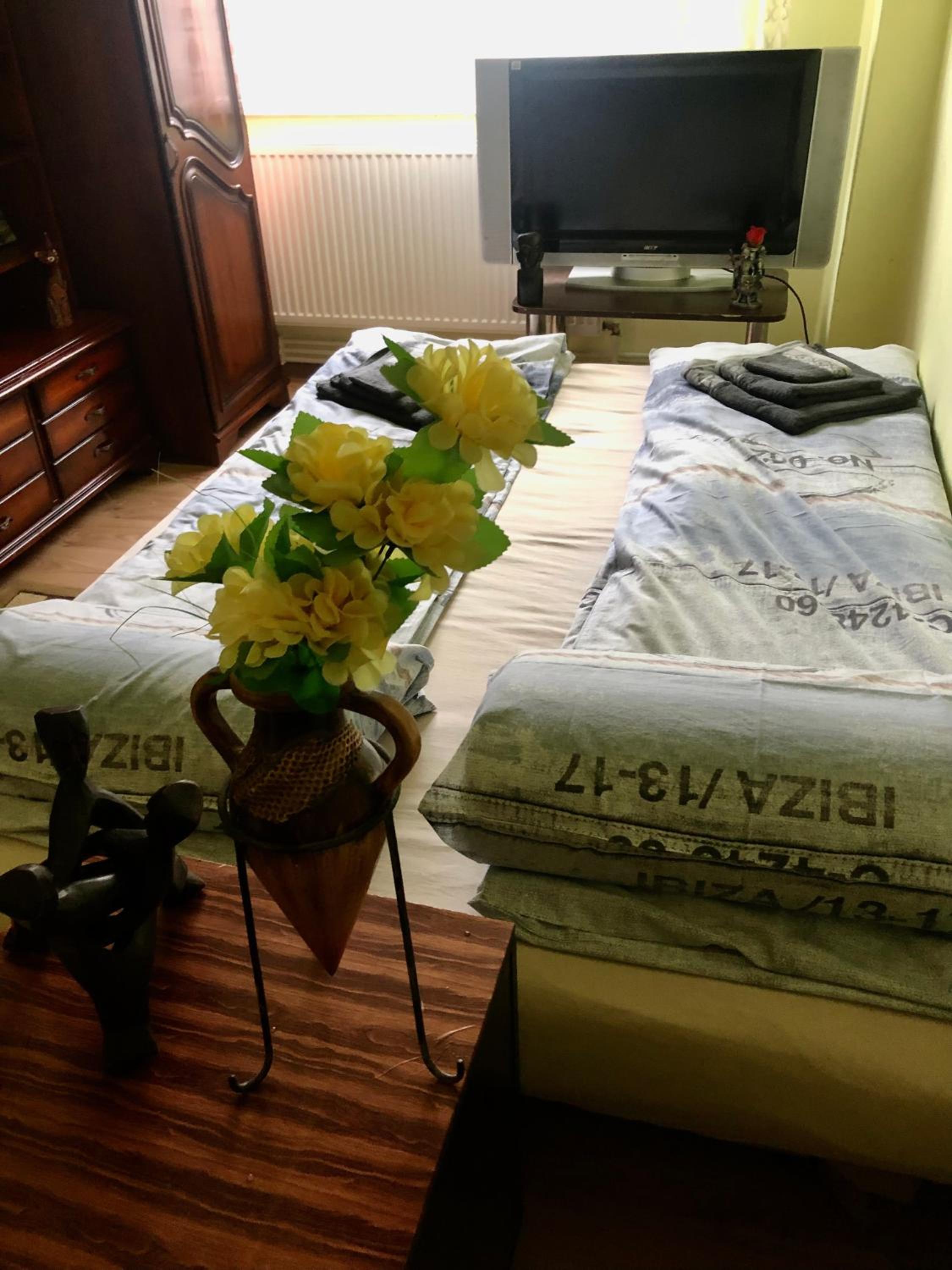 Apartment - Photo 48